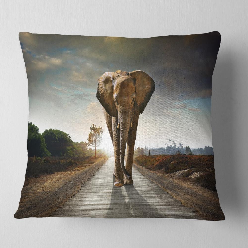 Designart CU6999-16-16 Accent-Pillows - View #2