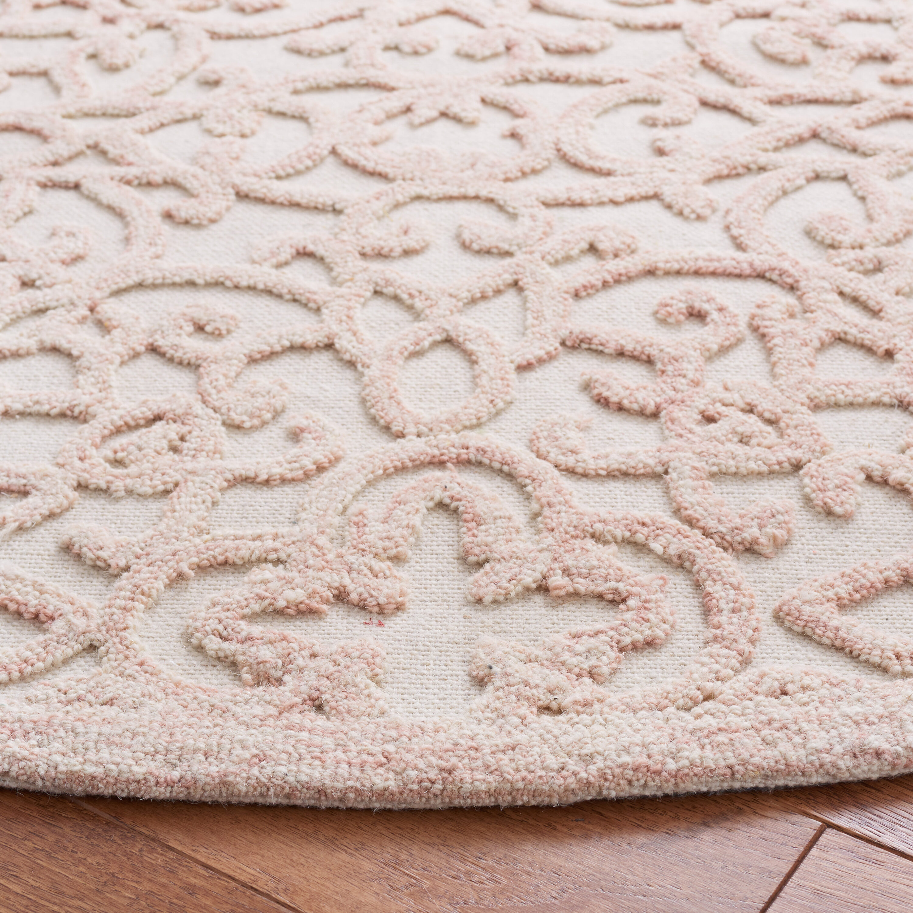 Safavieh TRC103U-6R rugs - View #3