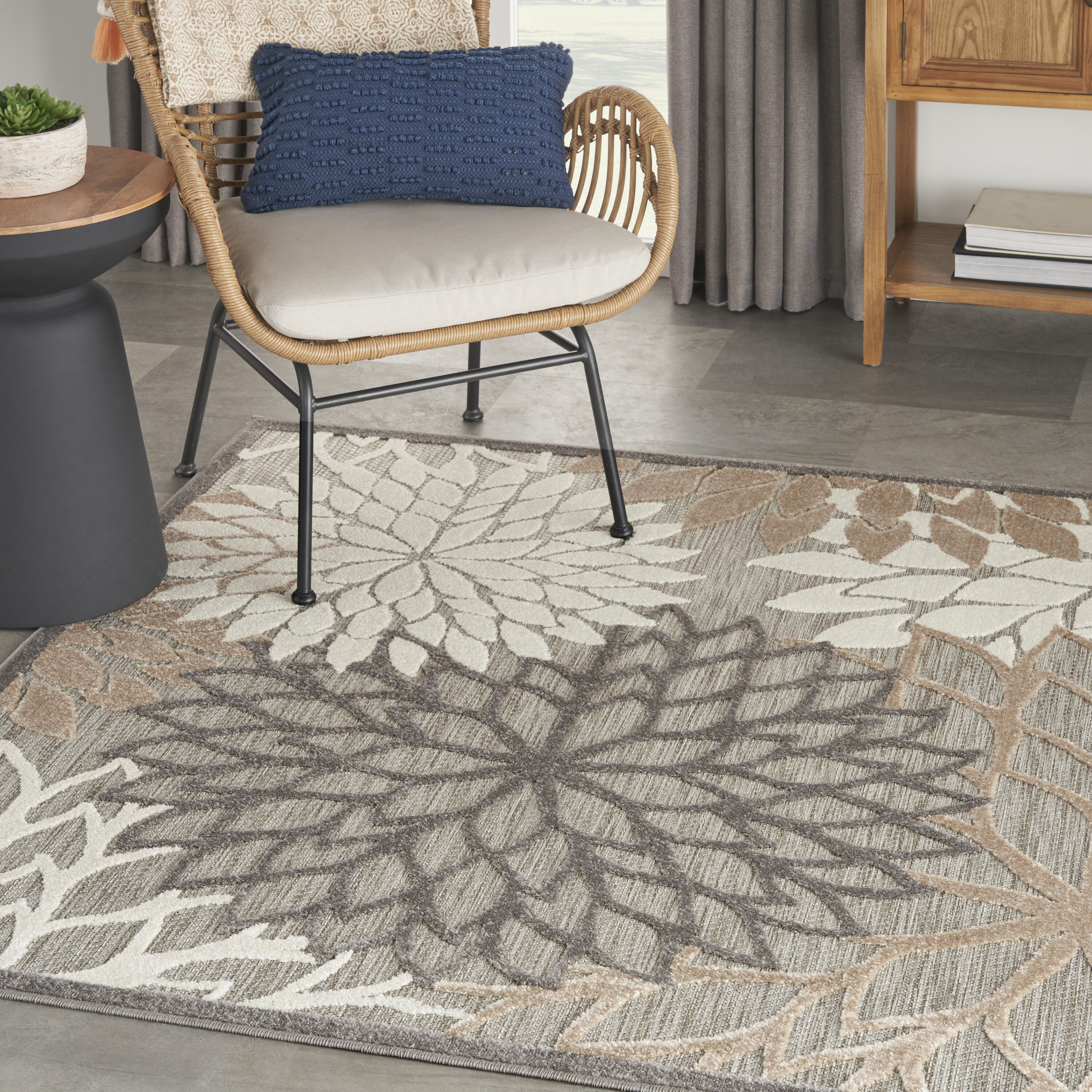 Nourison 099446061362 Aloha 5 x 5 (ft) Loomed Polypropylene Natural Square Indoor/Outdoor Floral/Botanical Tropical Area rug