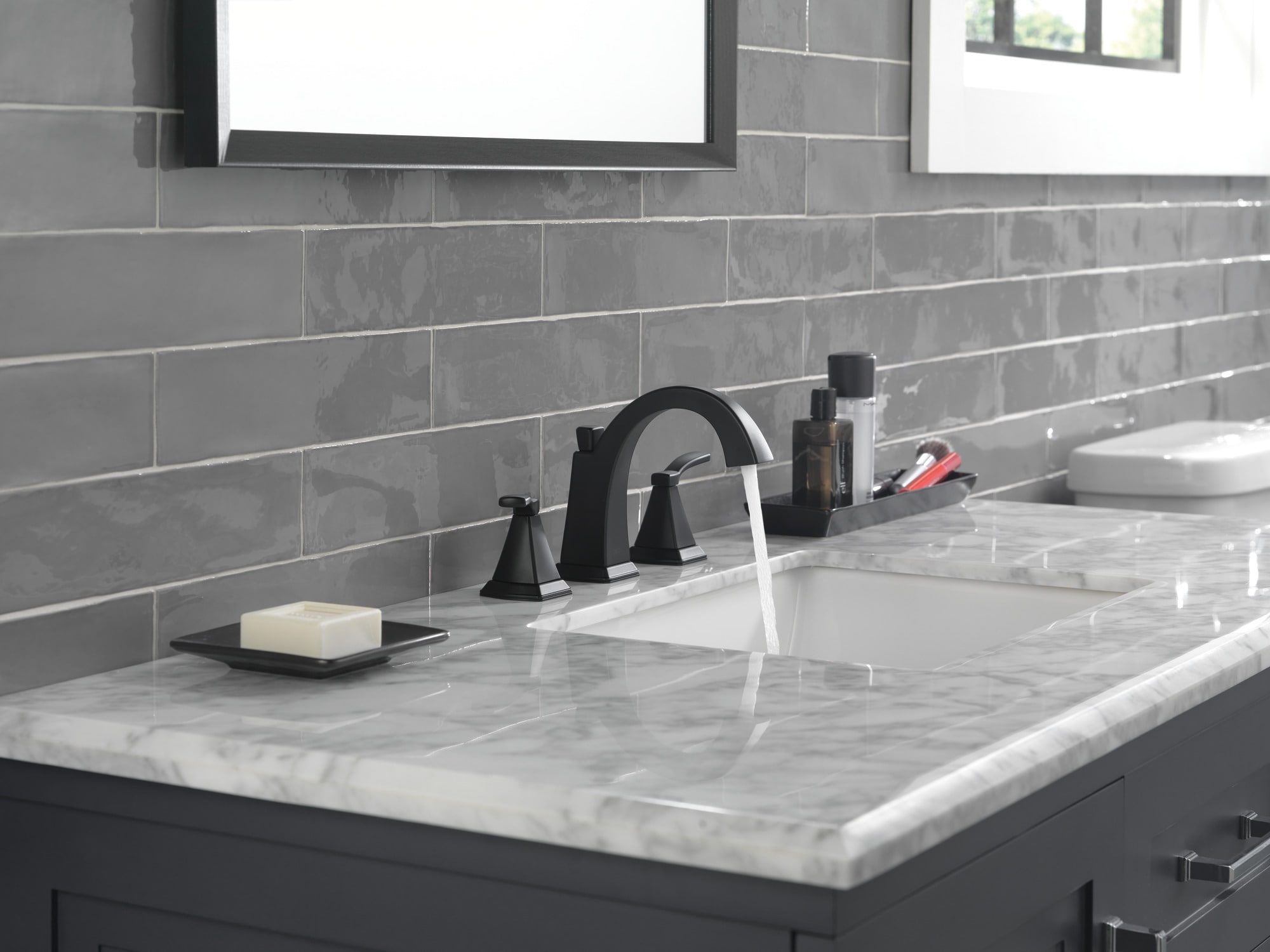 Delta 35768LF-BL Lavatory-Faucets - View #8