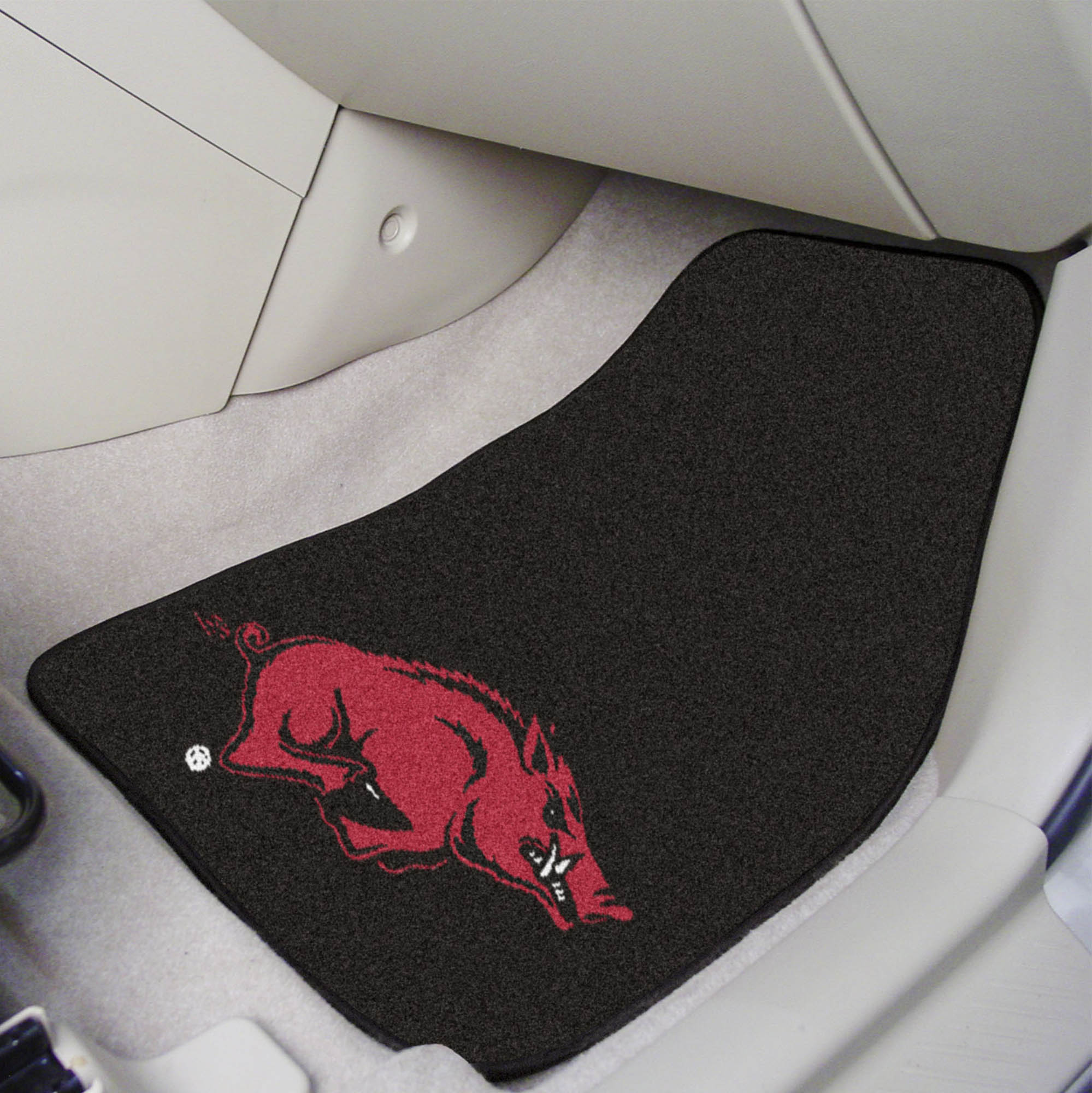 FANMATS 5209 Clemson Tigers Front 2-Piece Team Logo Carpet Car Mat Set, Front Row Automotive Floor Mats, Non-Slip Backing, Team Colors - Black , 17"x27" : Car Floor Mats