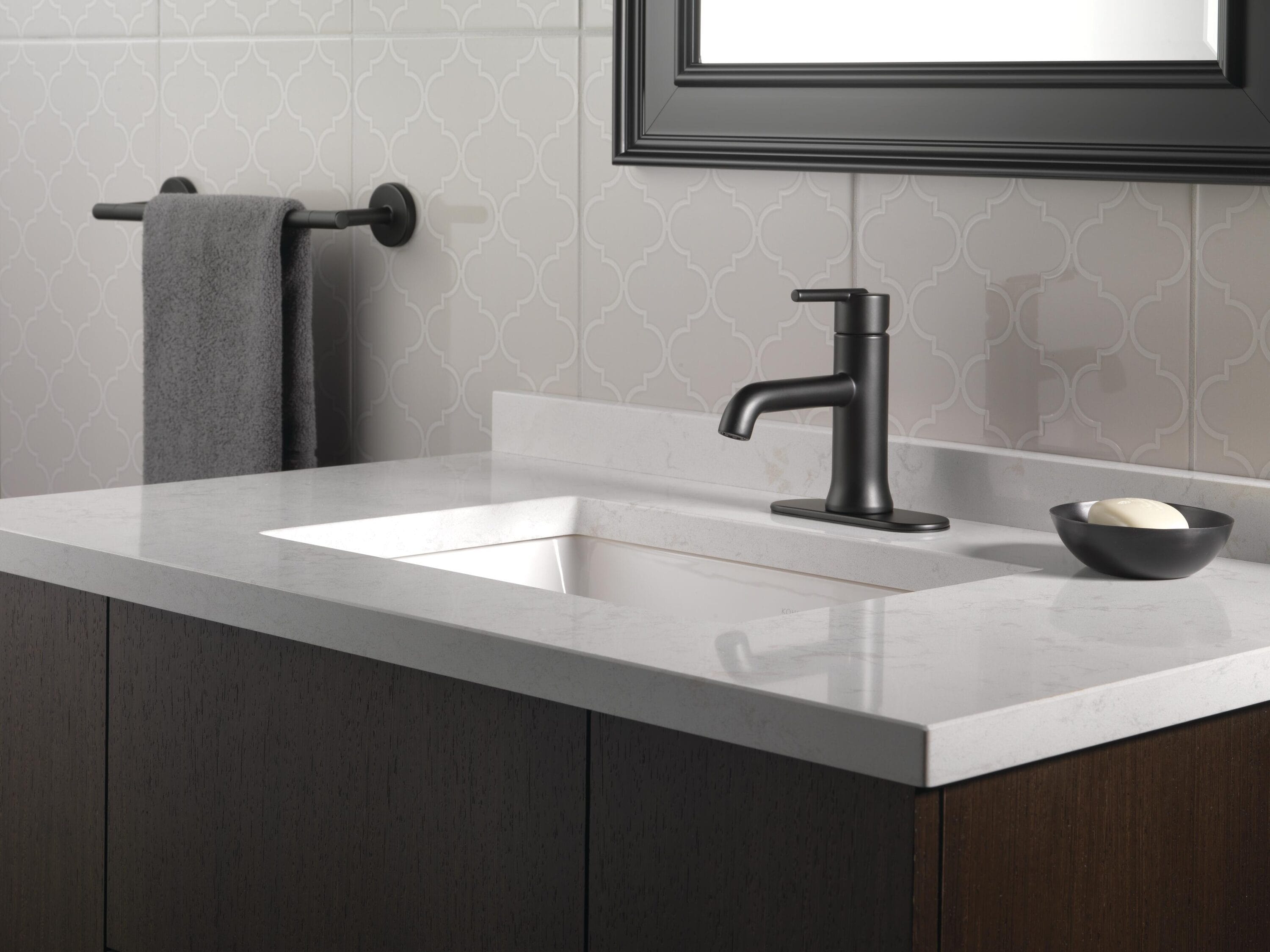 Delta 559LF-BLMPU Lavatory-Faucets - View #10