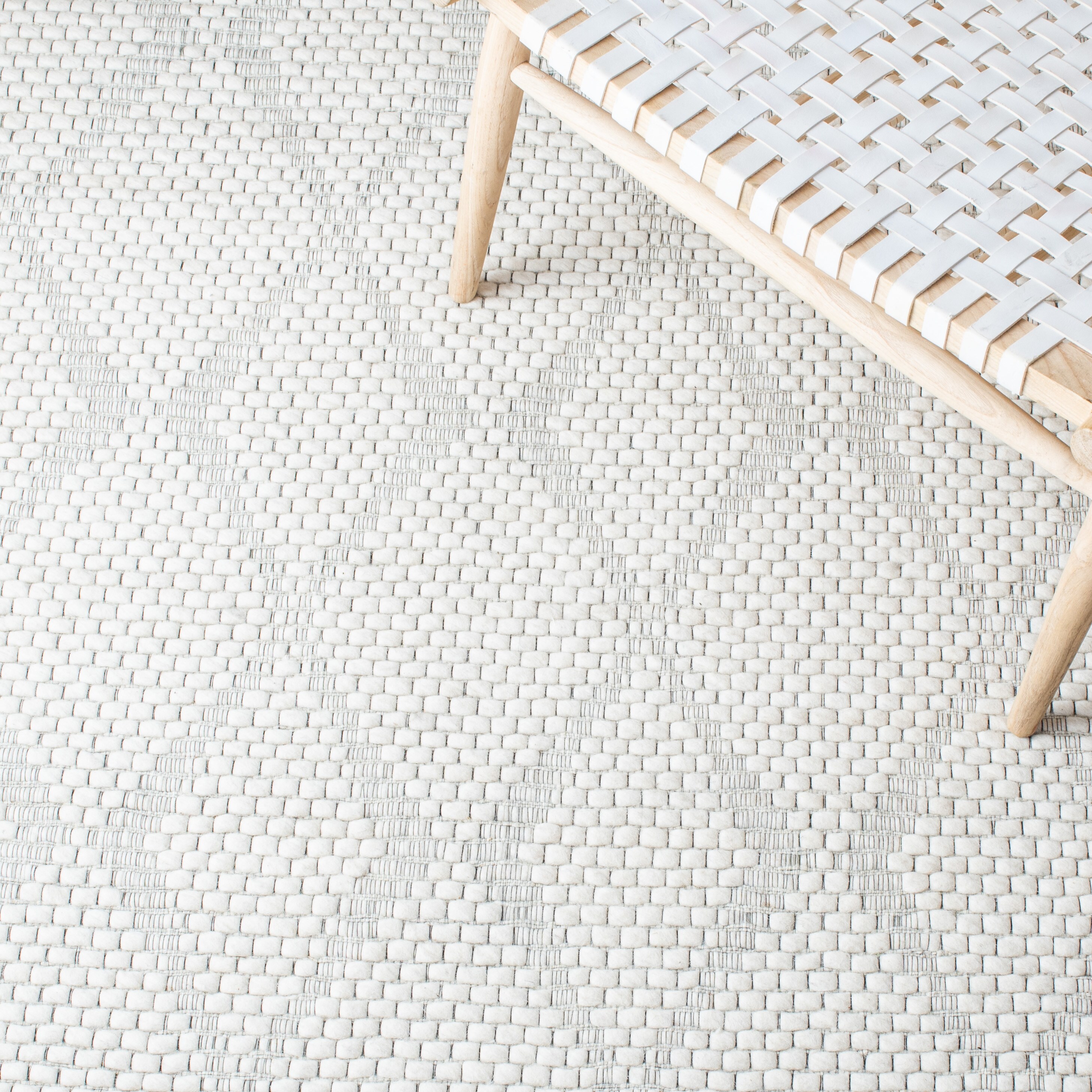 Ivory Geometric Flat Woven Wool Synthetic Rug, 3' x 5'