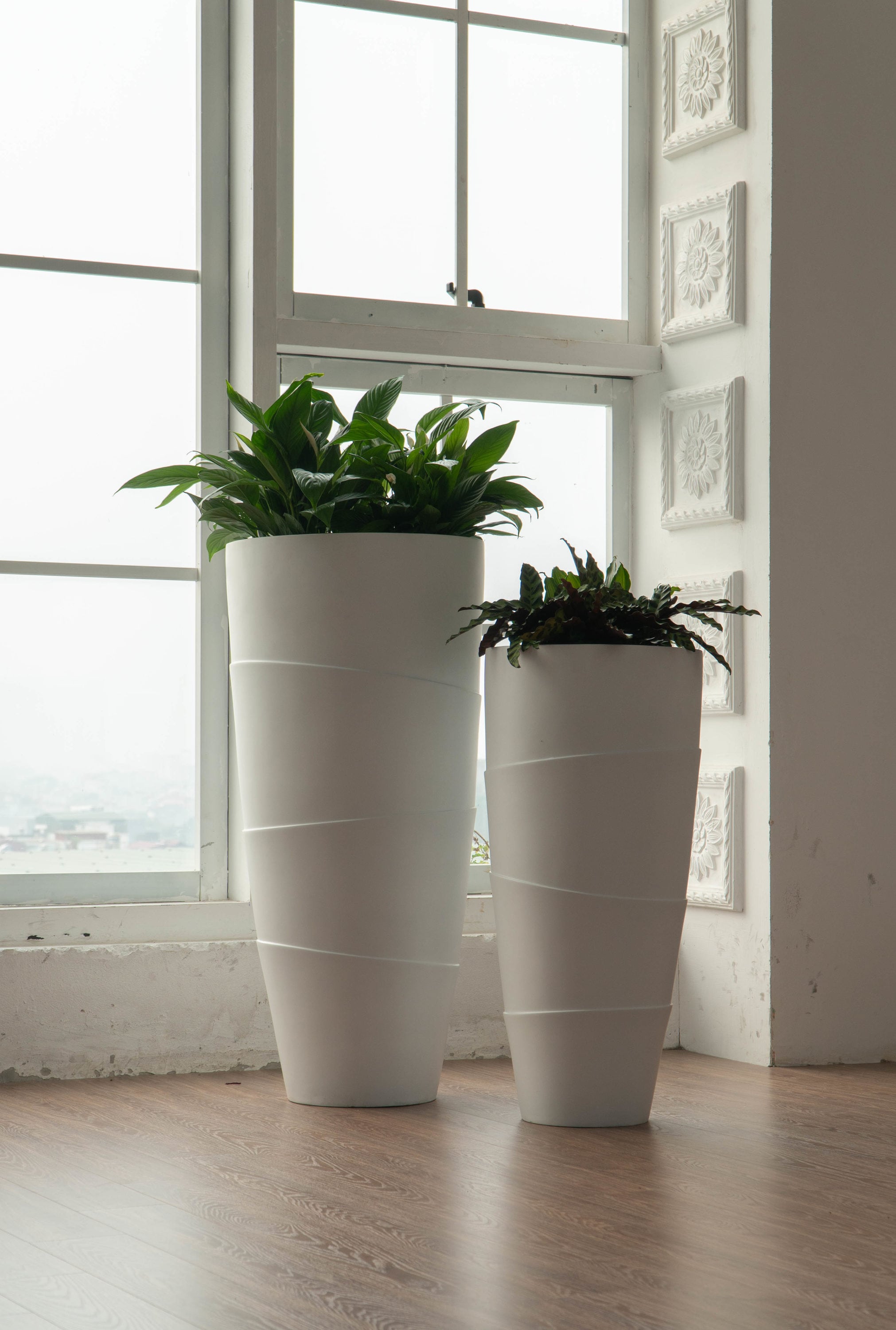Vasesource CATENA40WH Planter-Window-Box - View #5