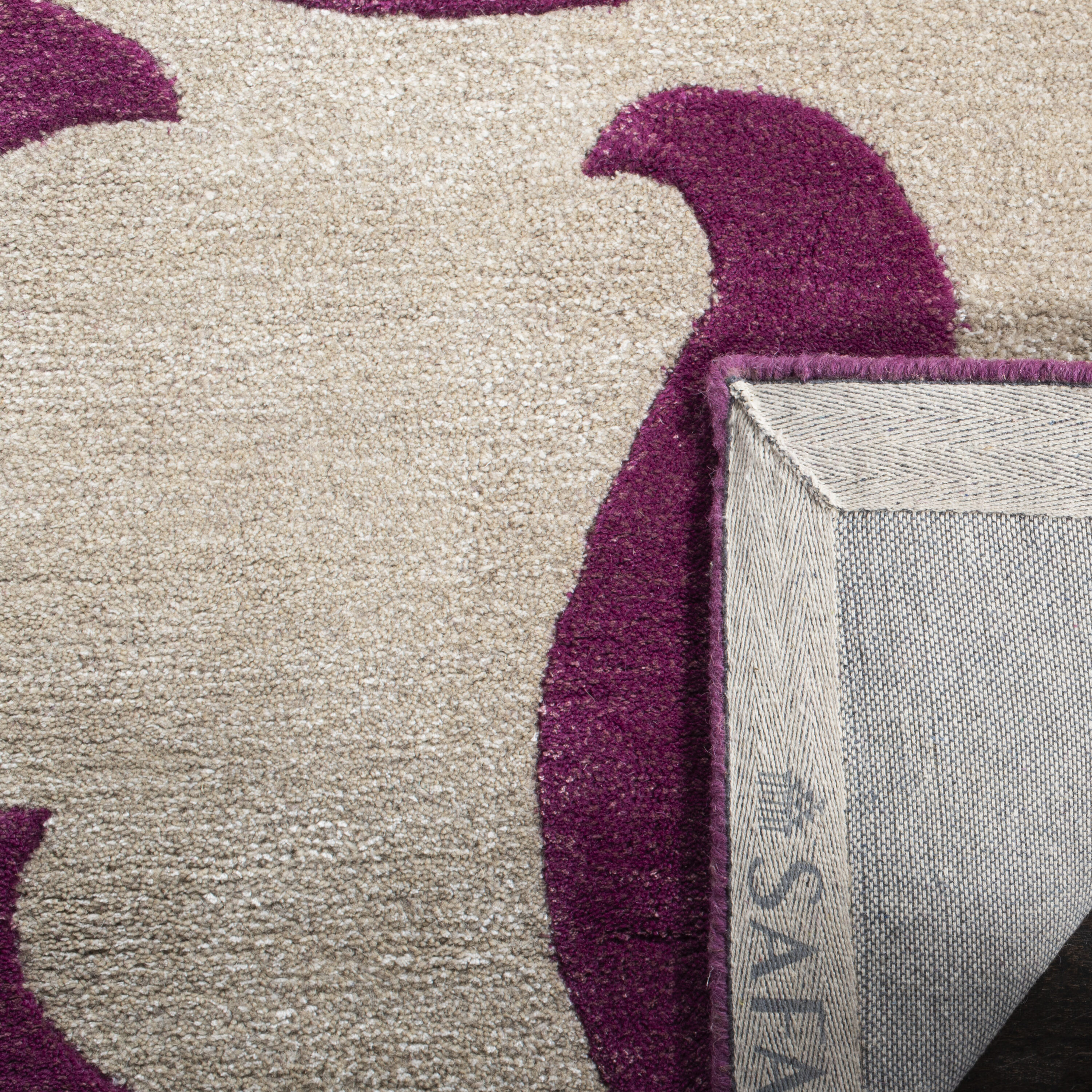 Safavieh SOH841B-28 rugs - View #3