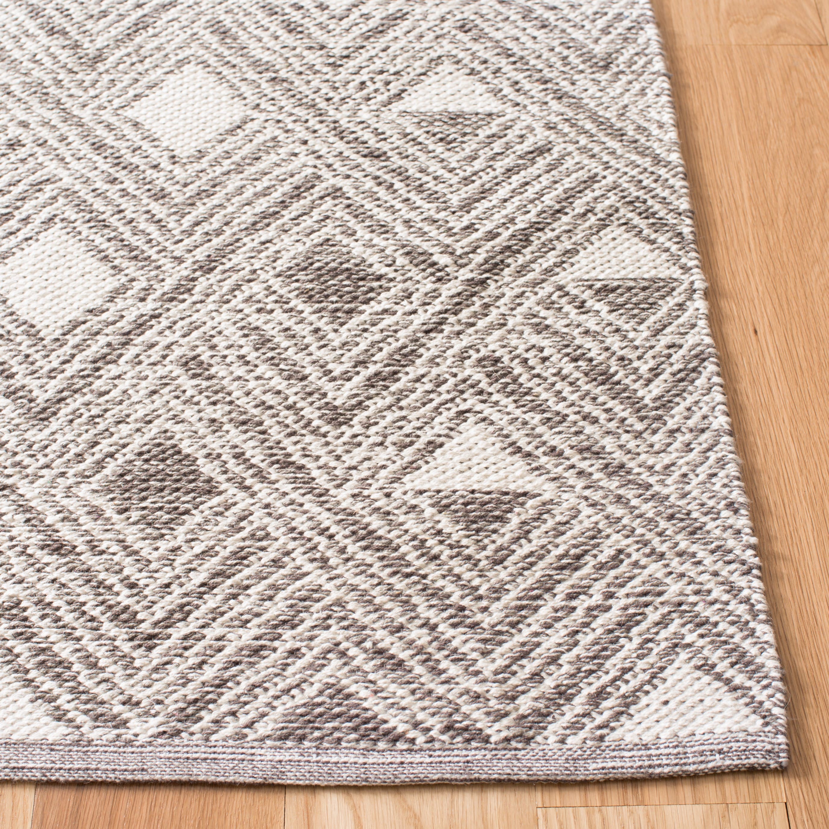 Safavieh MTK614J-2745 rugs - View #3