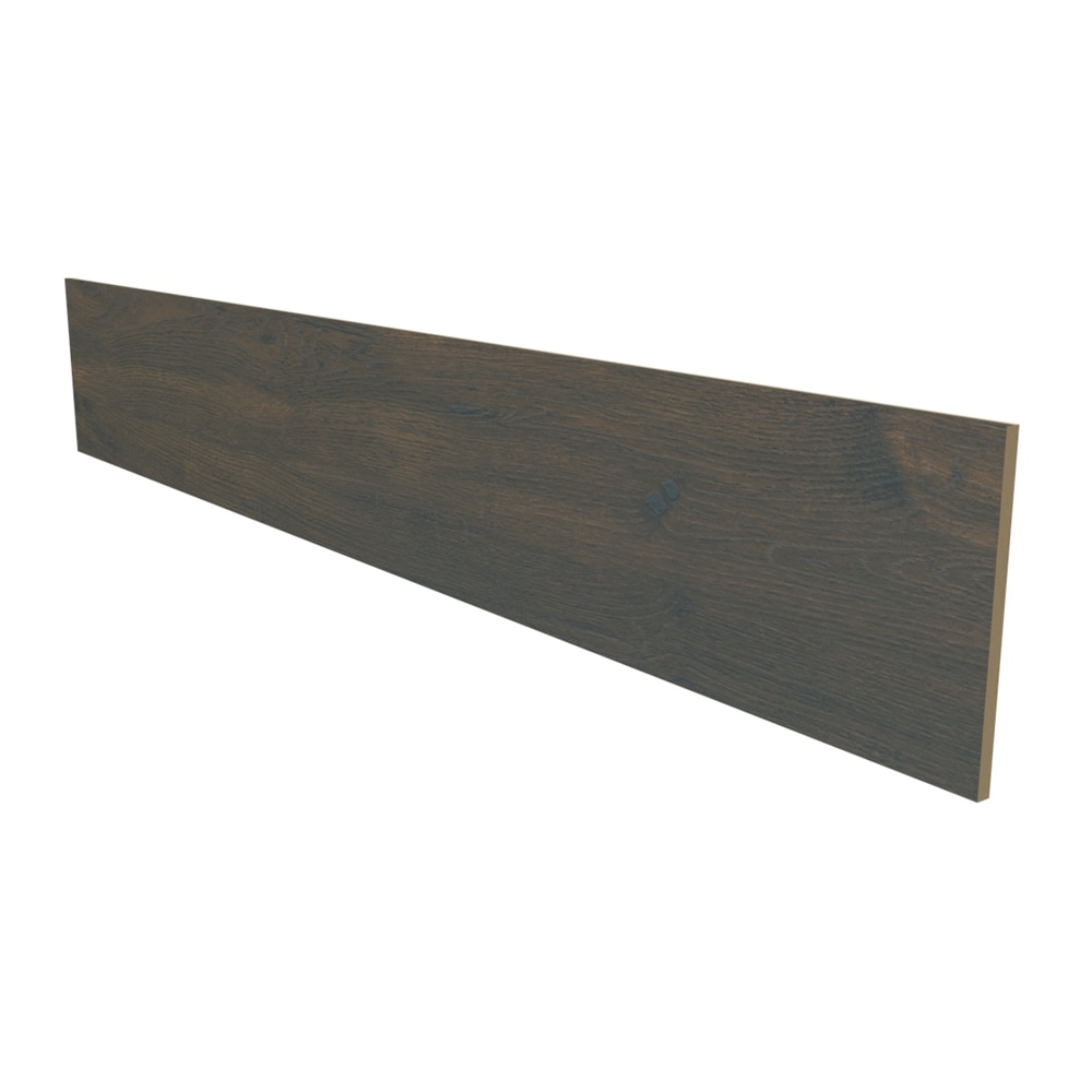 Stair Risers Color/Finish Family Multiple colors/finishes
