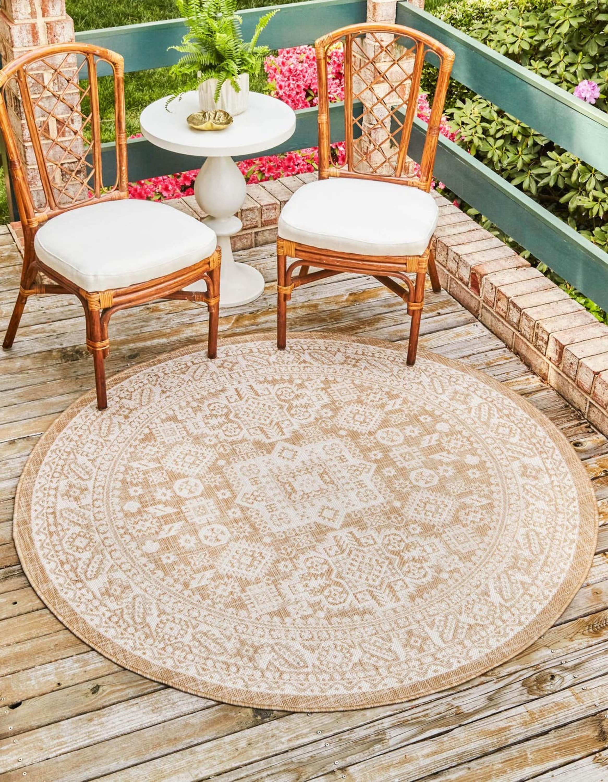 Unique Loom 3162512 Outdoor Aztec 10 x 10 (ft) Loomed Polypropylene Natural Round Indoor/Outdoor Border Area rug