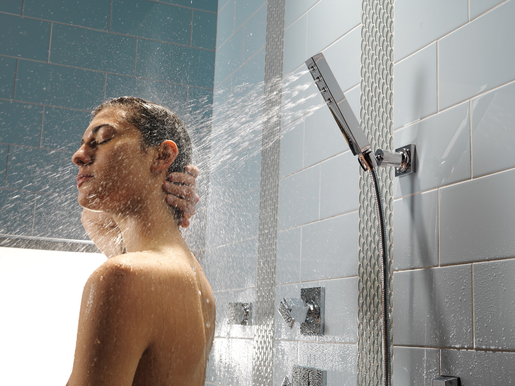 Delta T17T067-BL Bath-Shower-Facc - View #12