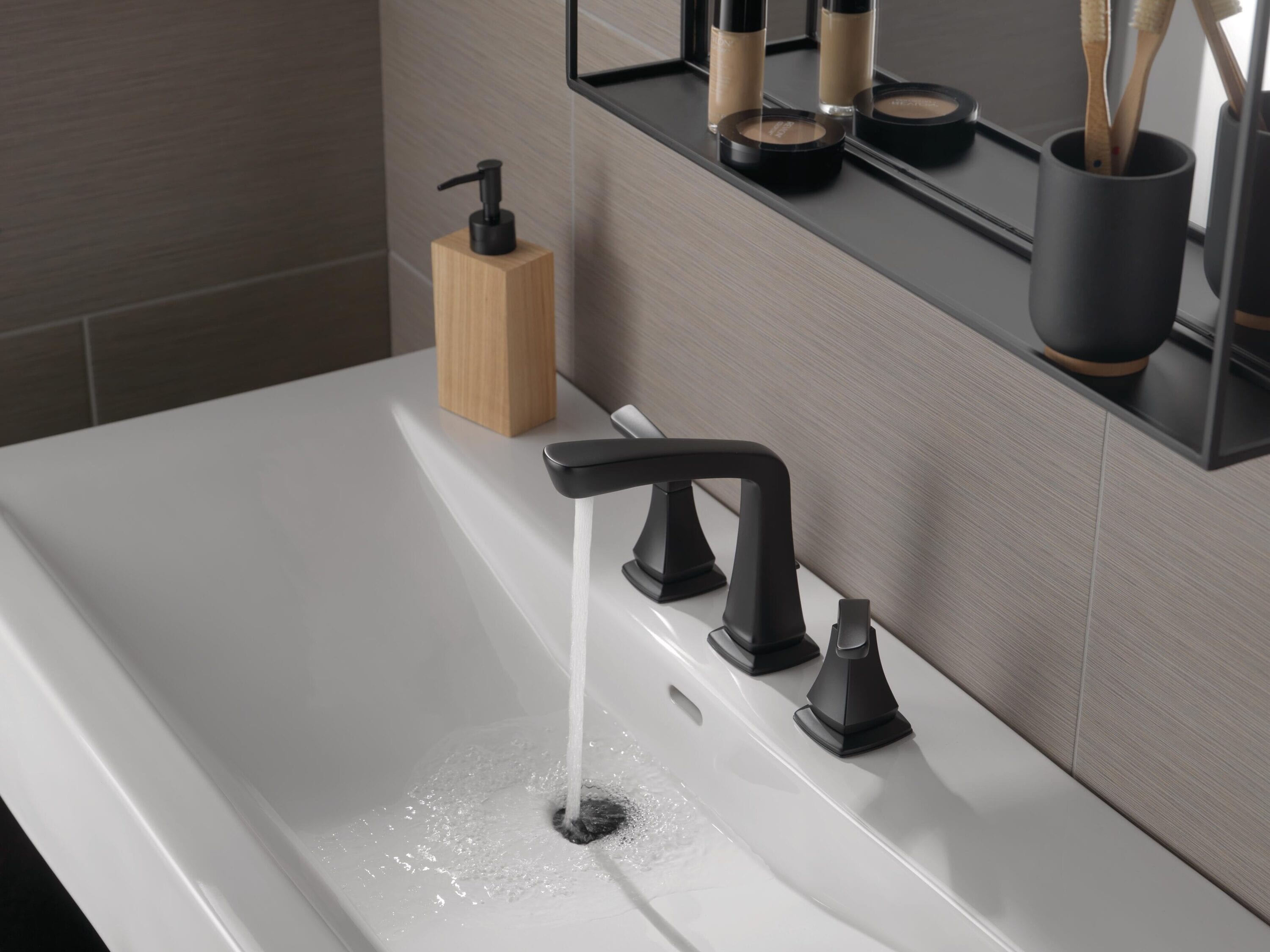Delta 35789LF-BL Lavatory-Faucets - View #9