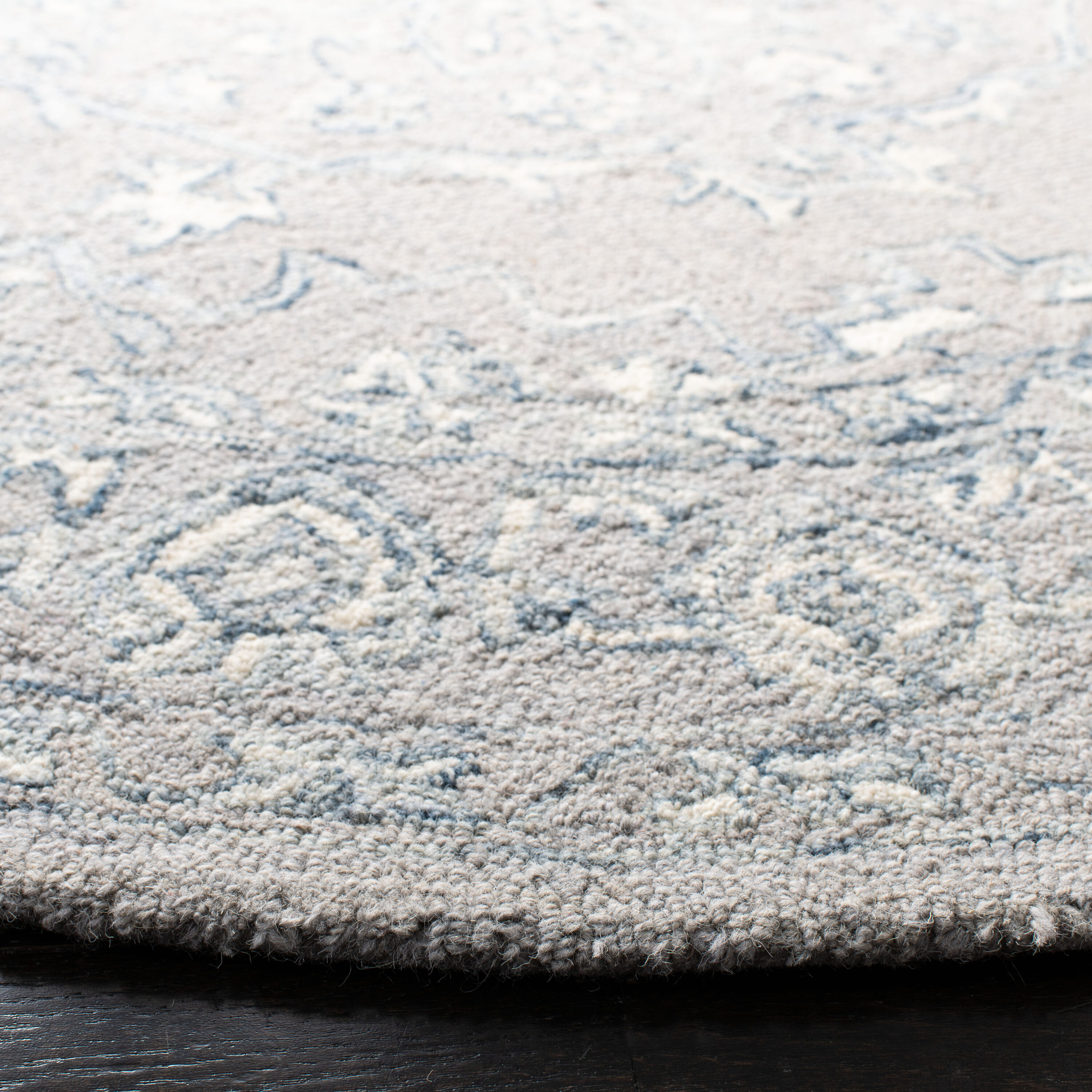 Safavieh MLP504F-5R rugs - View #3