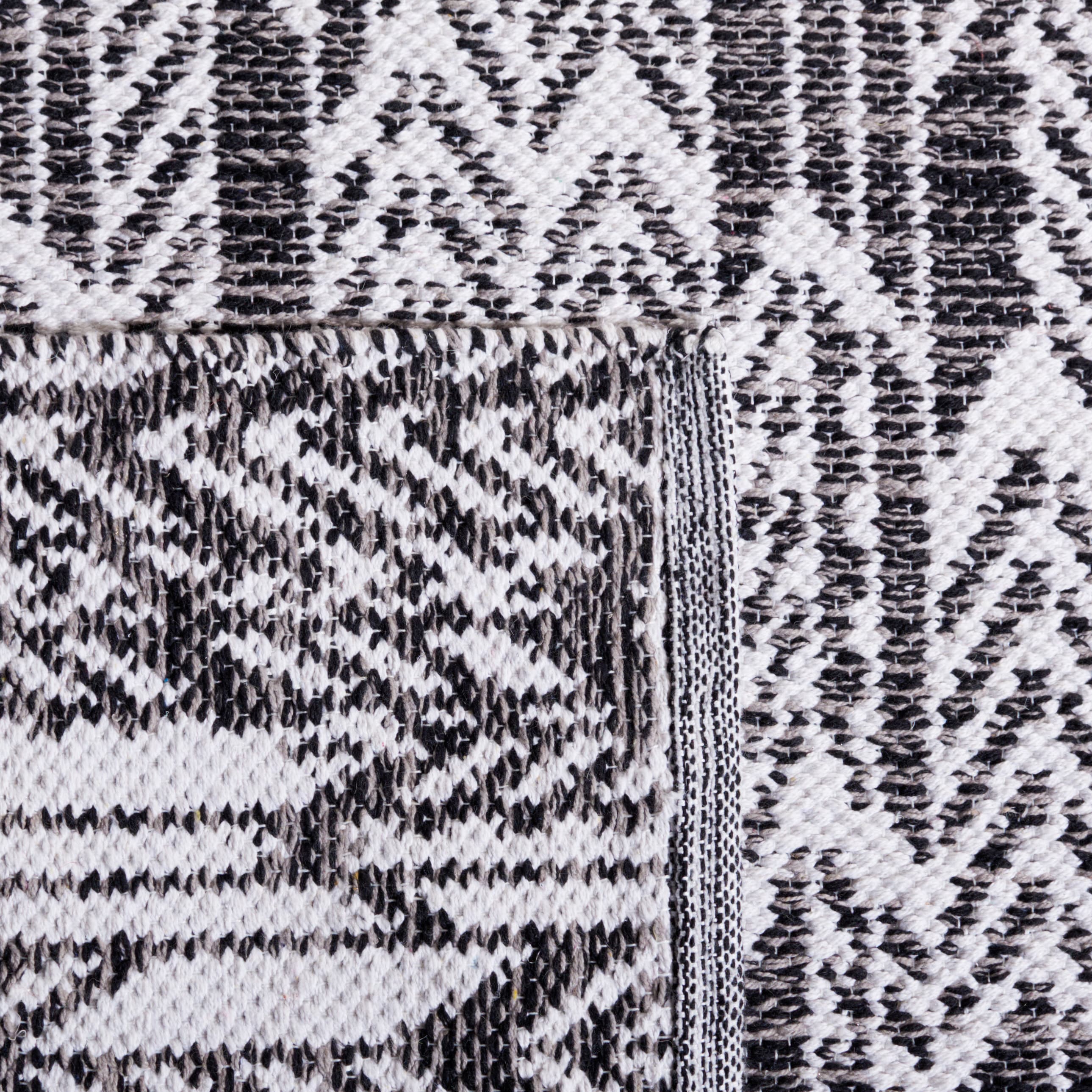 Safavieh MTK609A-3 rugs - View #6