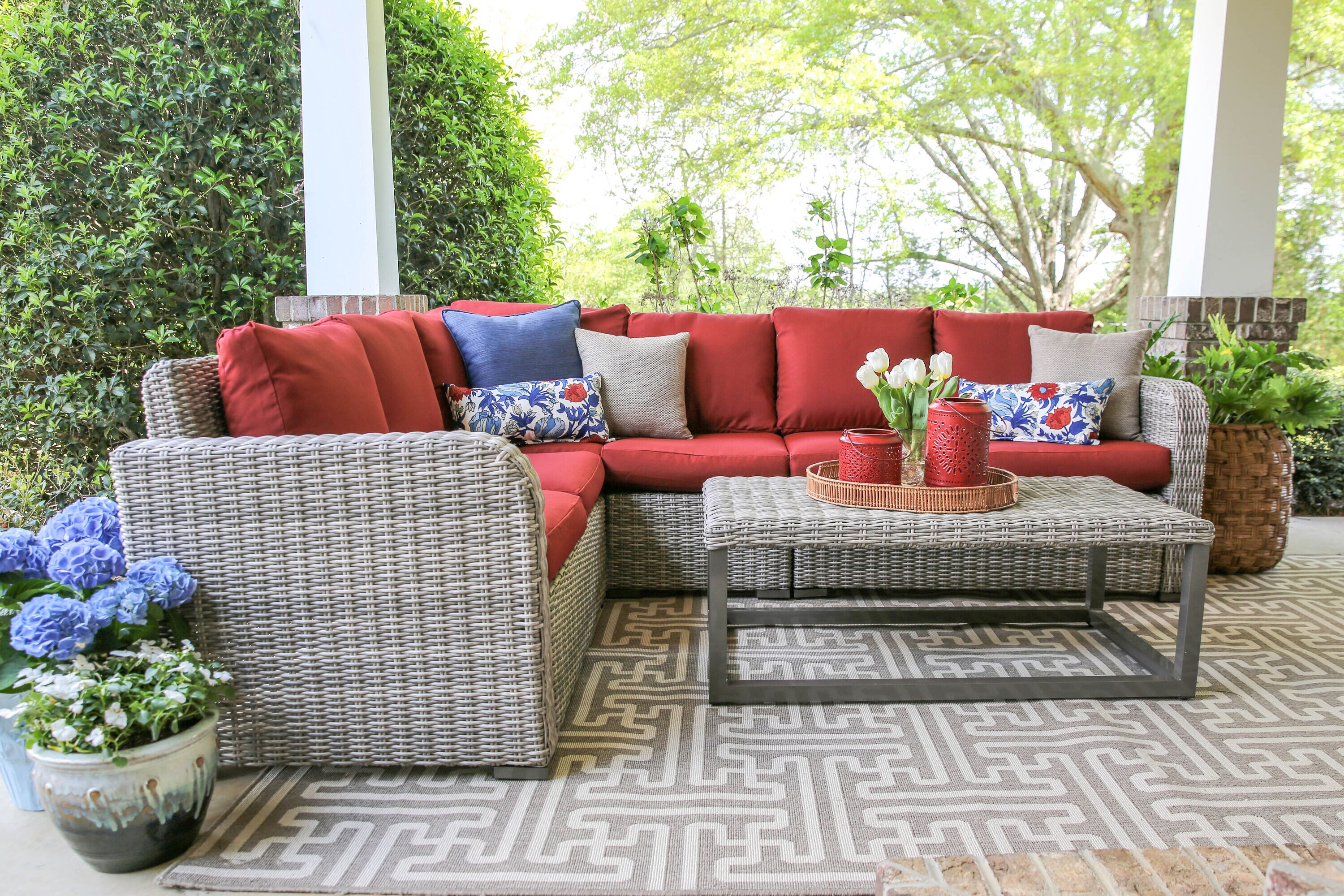 SINOFURN Rattan Outdoor Sectional with Red Cushion(S) and Rattan