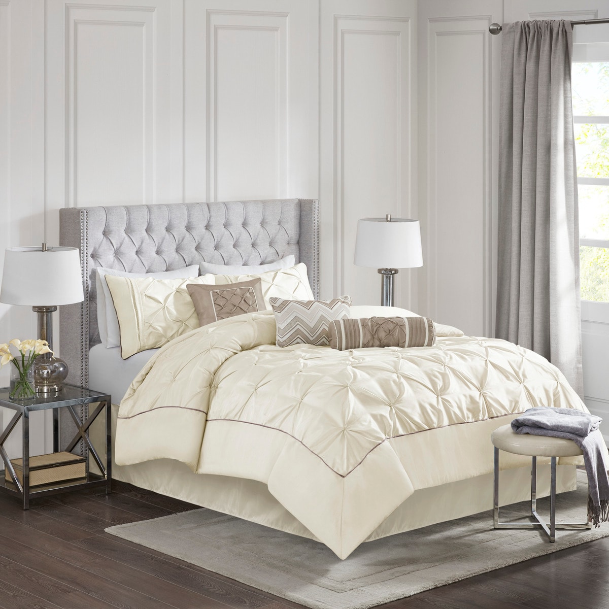 Tinyhomie 7 Piece Tufted Comforter Set Ivory King