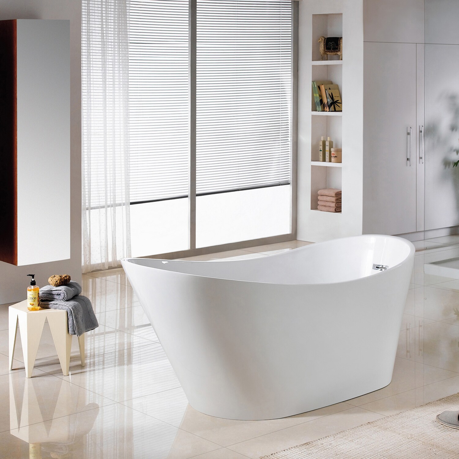 Eviva 30.5-in x 70.9-in White Acrylic Oval Freestanding Soaking Bathtub ...