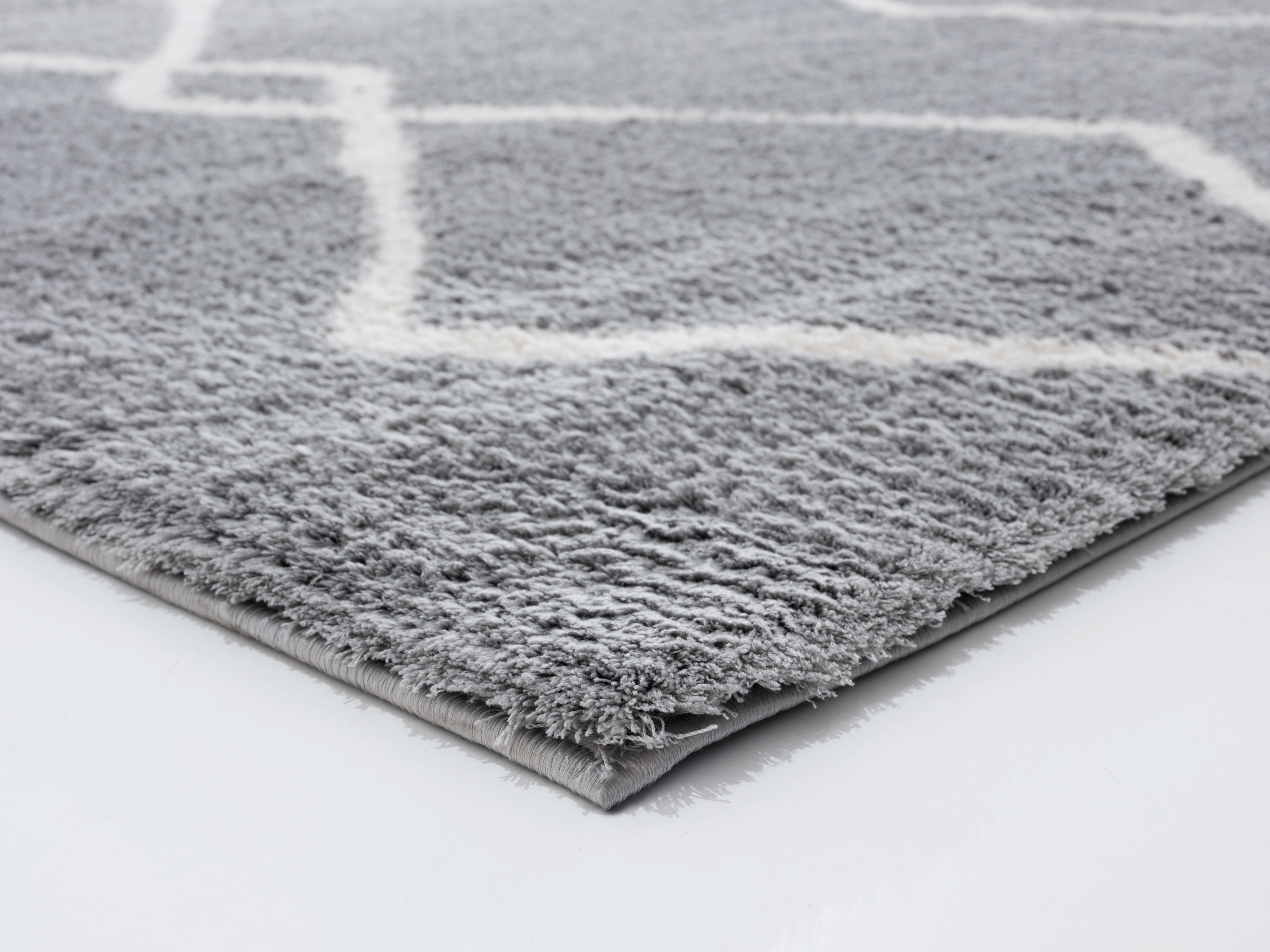 United Weavers Of America 1840 20272 88R rugs - View #3