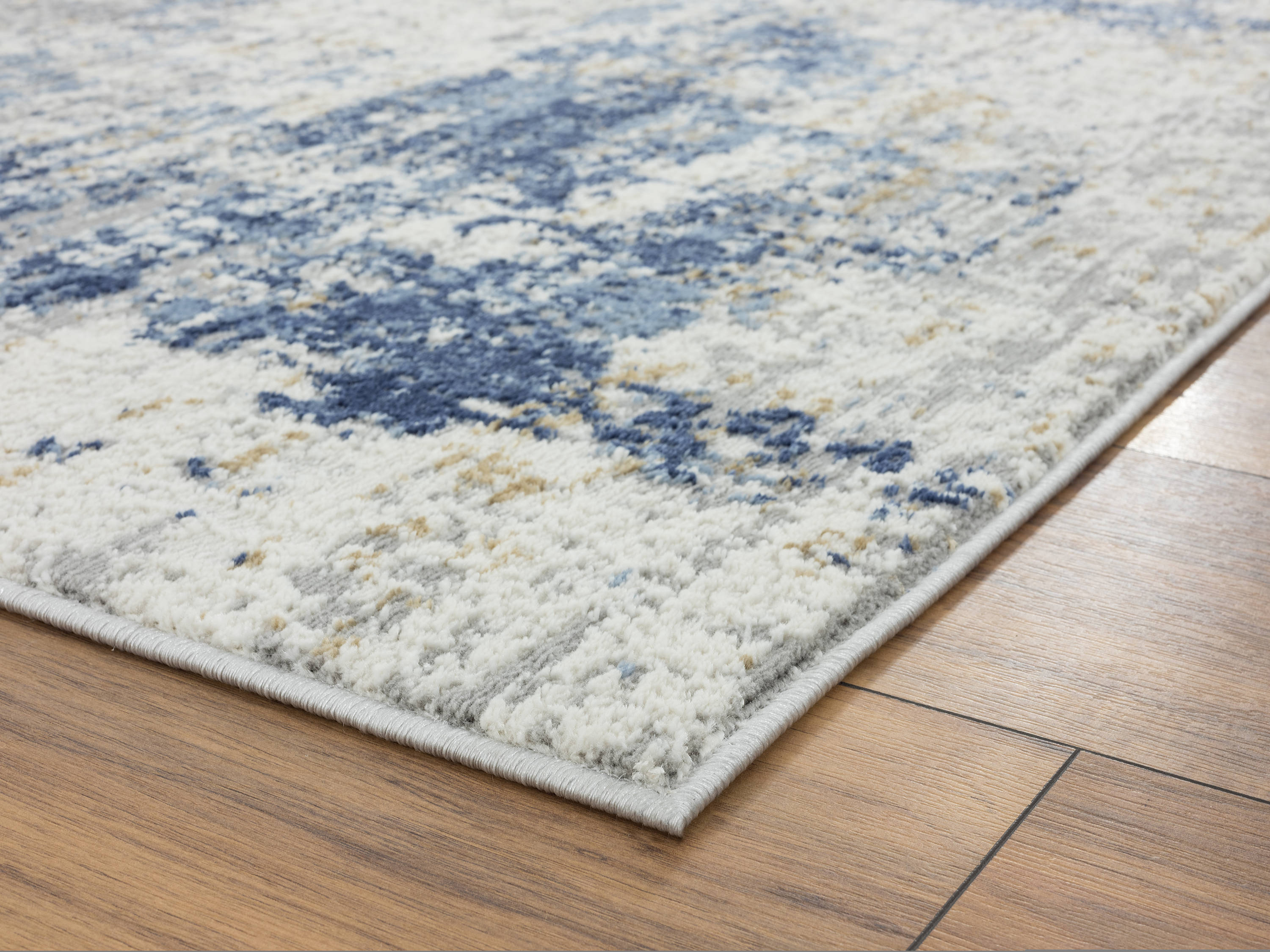 United Weavers Of America 4535 10360 58 rugs - View #3