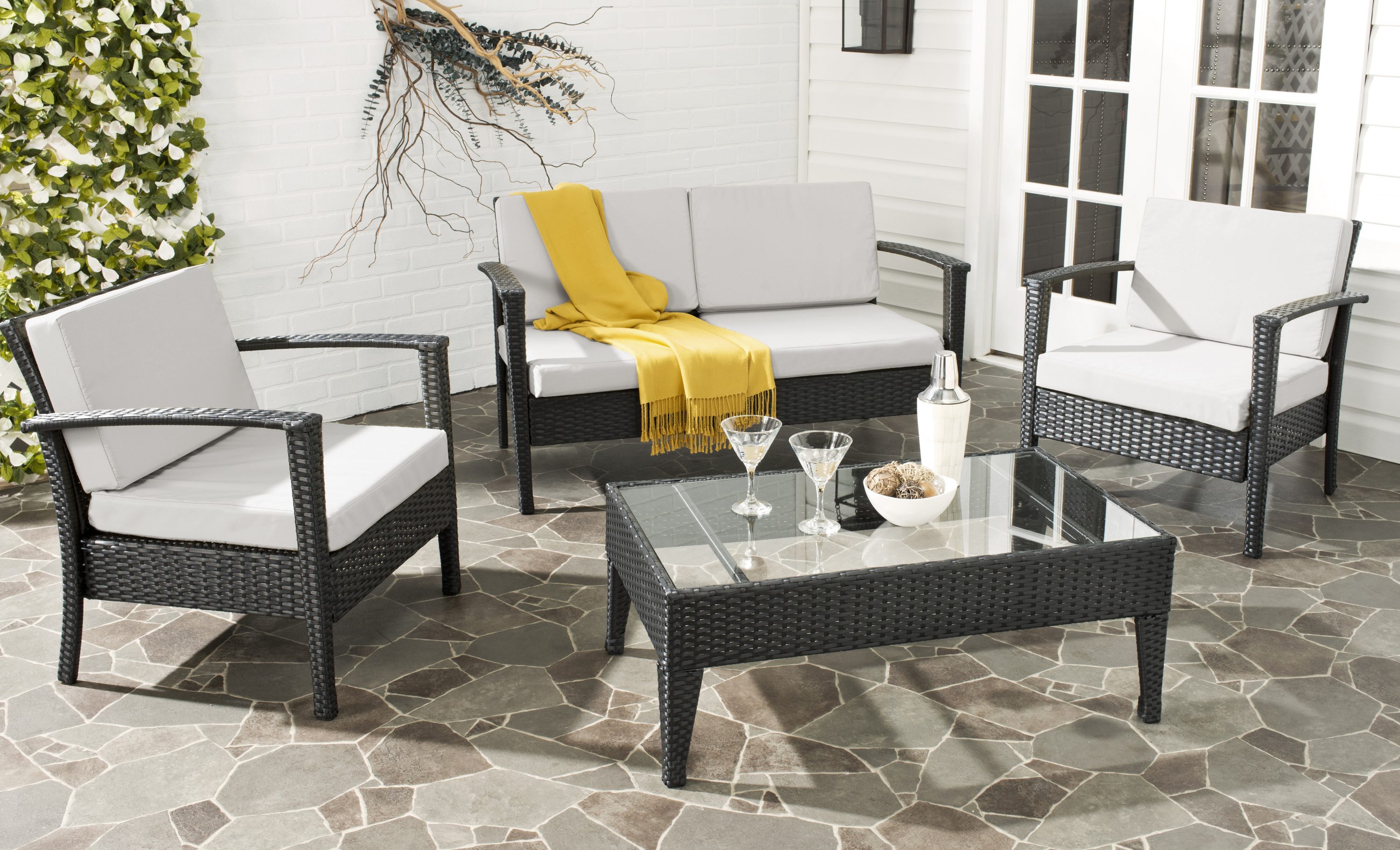 Safavieh FOX6006B Piscataway 4-Piece Wicker Patio Conversation Set with Gray Cushions