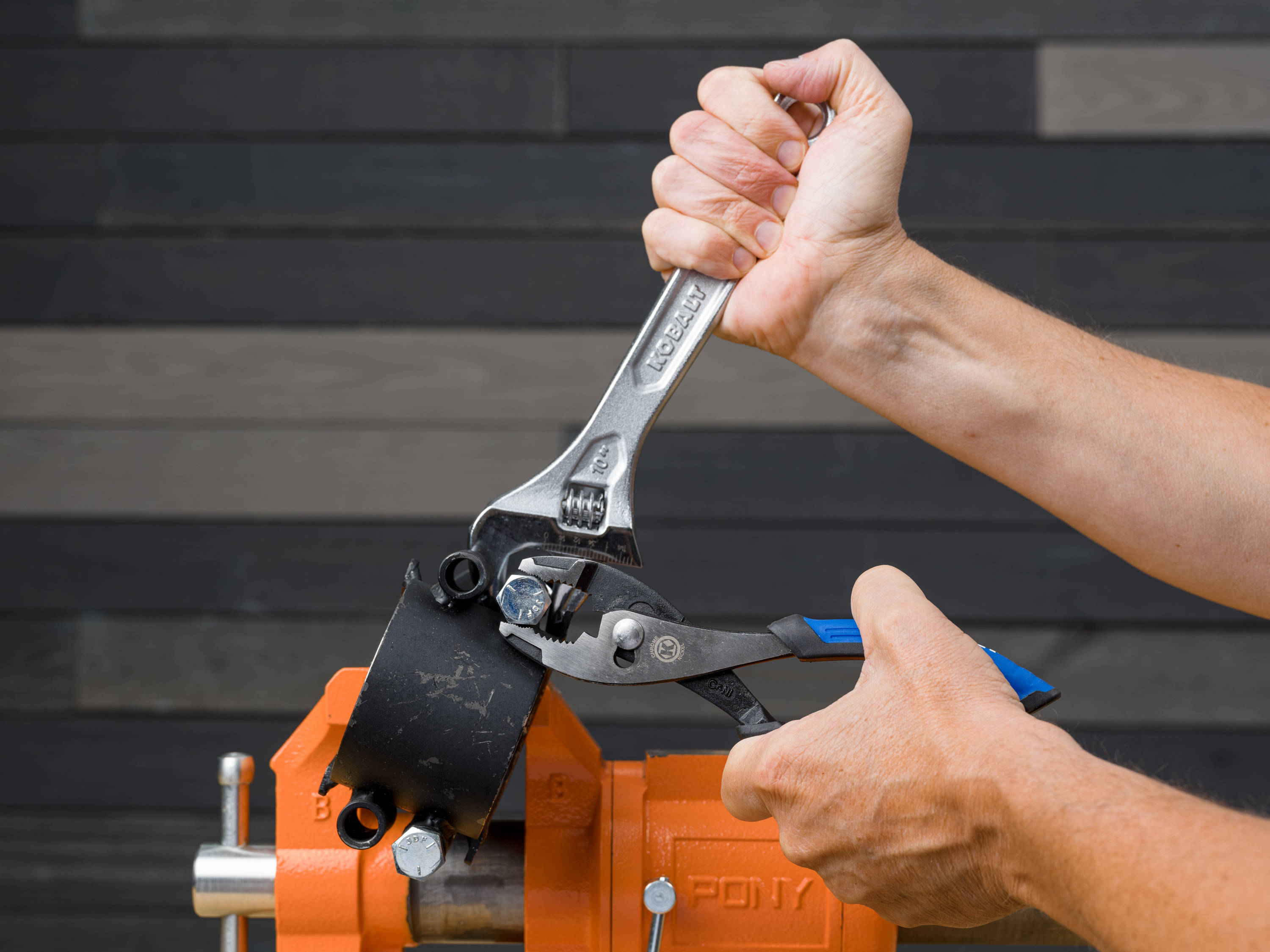 Kobalt Adjustable Sharpener with Suction Cup Base | 19744