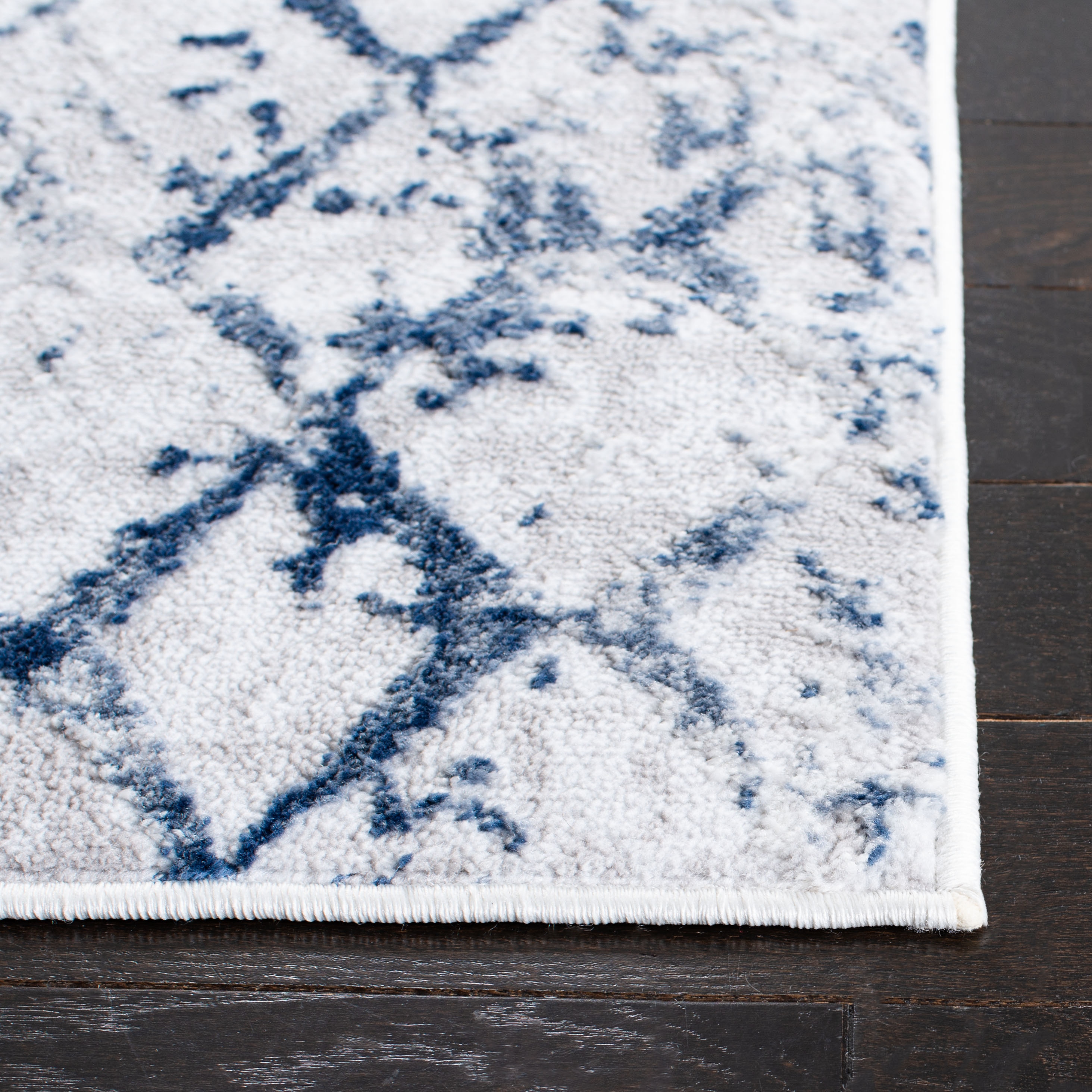 Safavieh ALA783H-8 rugs - View #3