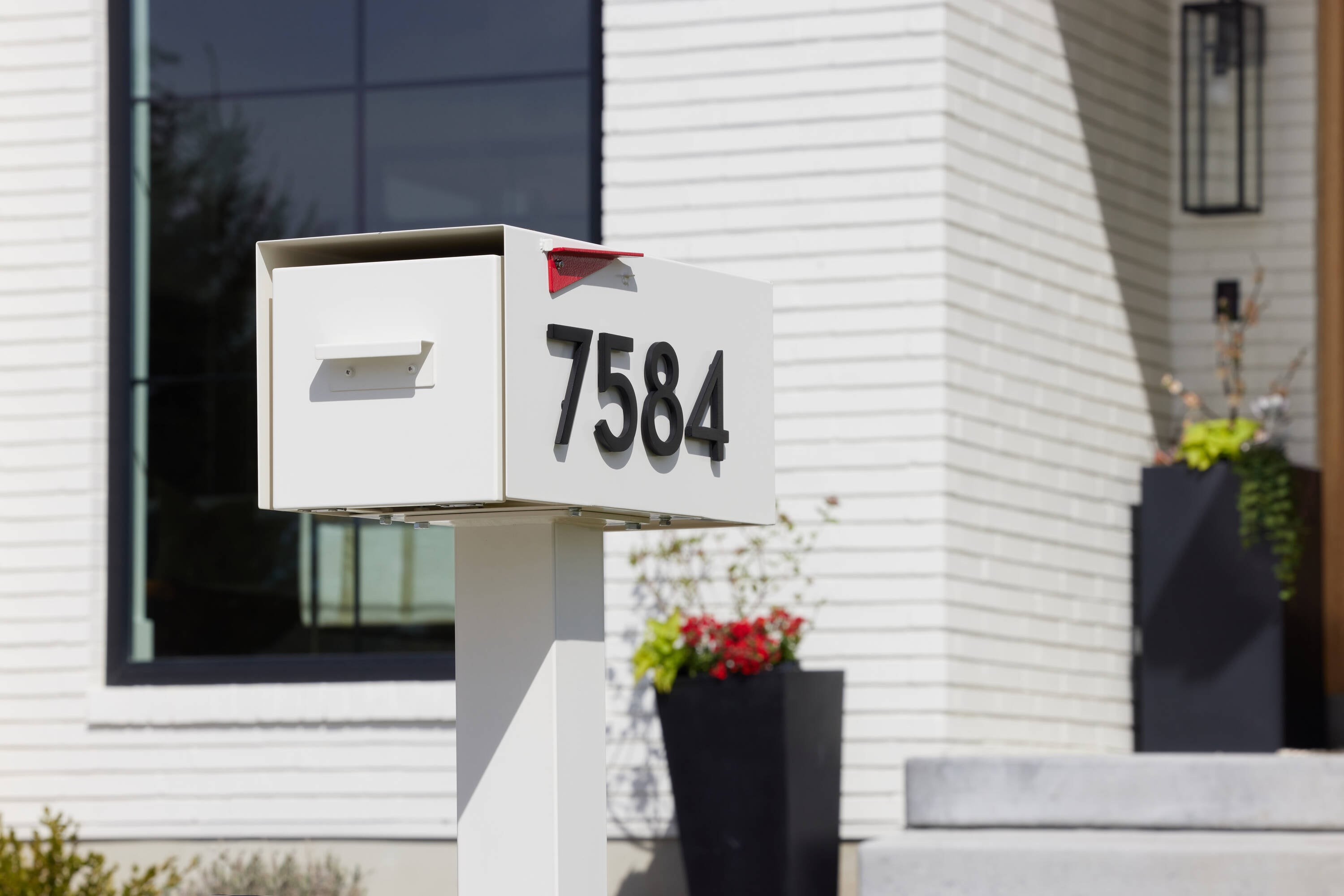Post & Porch MALONE-WHITE Mailbox-Posts - View #6