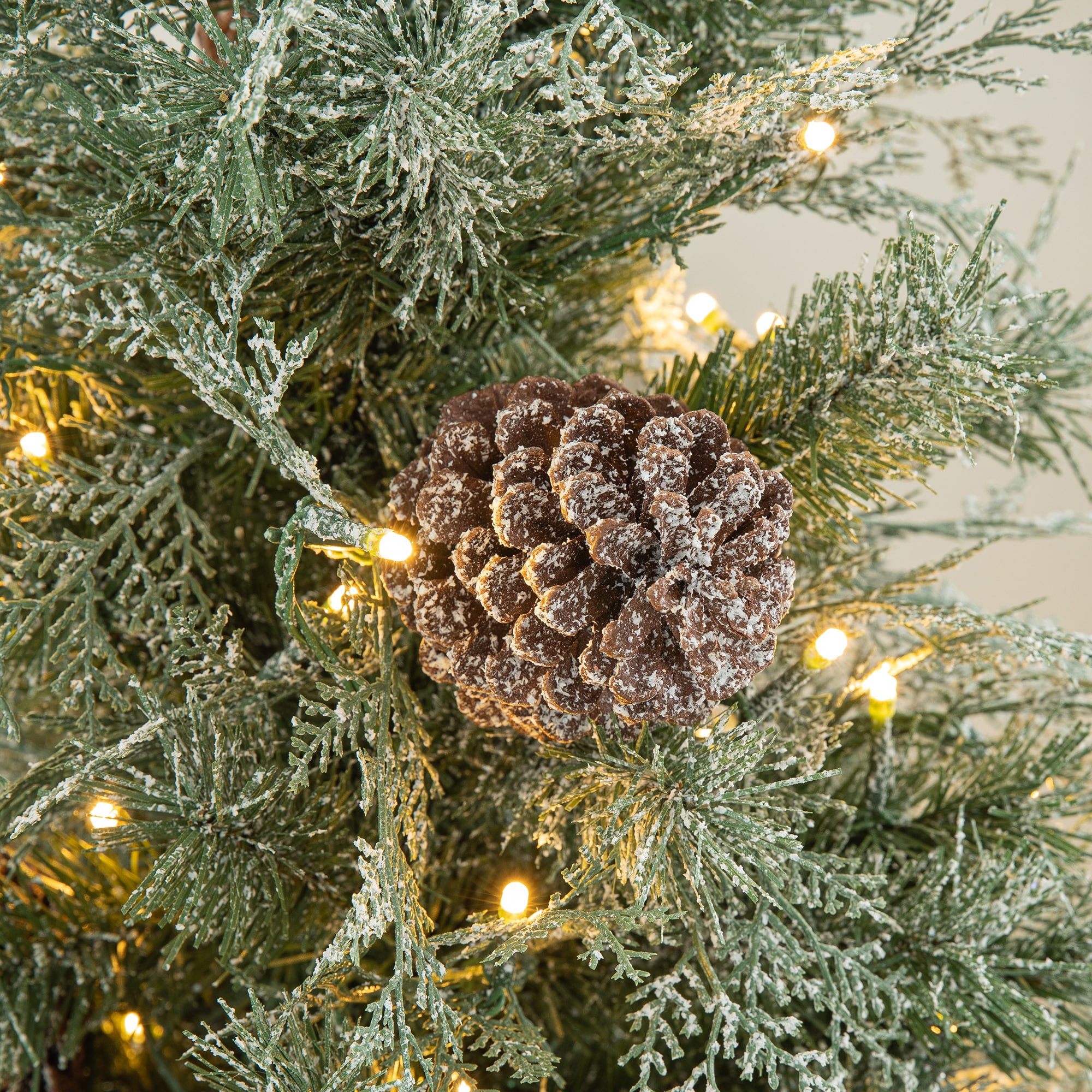 Glitzhome 2030800011 Artificial-Christmas-Trees - View #8