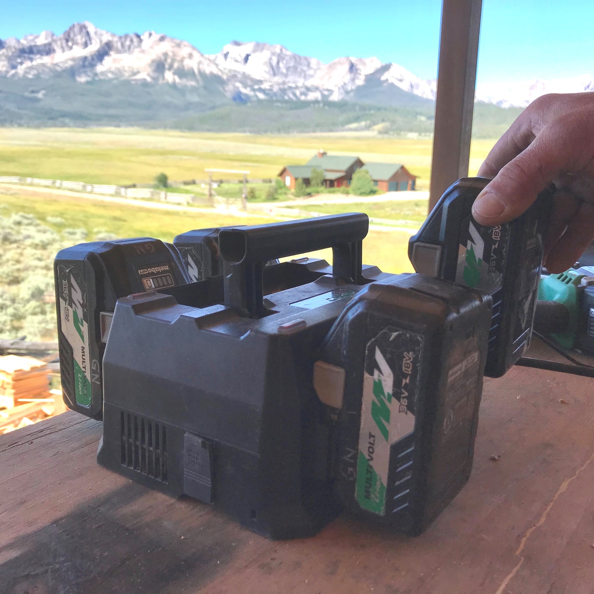 Metabo HPT UC18YTSLM b100245 - View #3