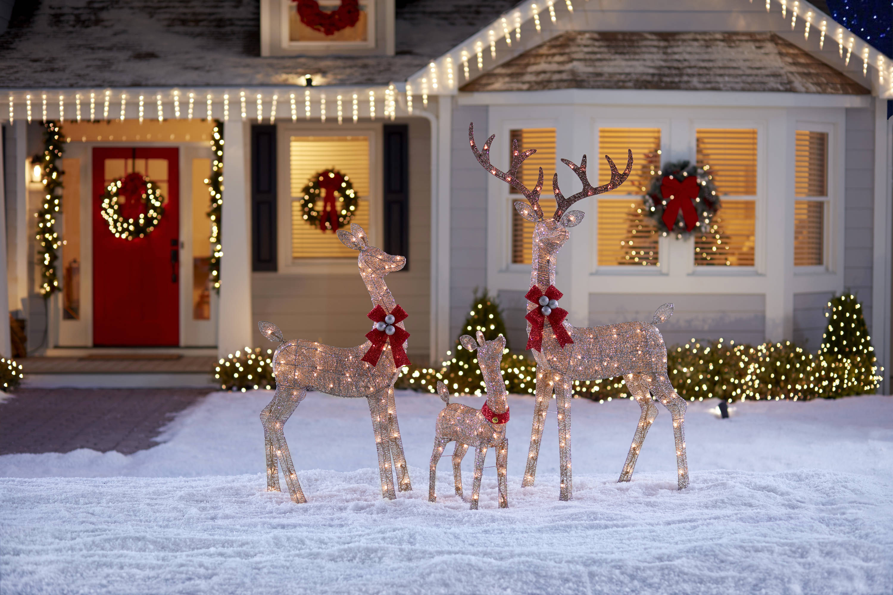 Holiday Living 60-in Deer Sculpture with Clear Incandescent Lights at ...