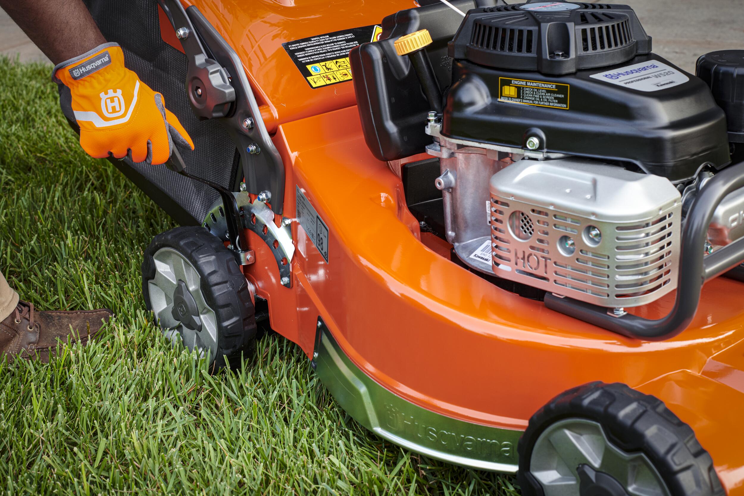 Husqvarna 970621601 Gas-Walk-Behind-Mowers - View #5