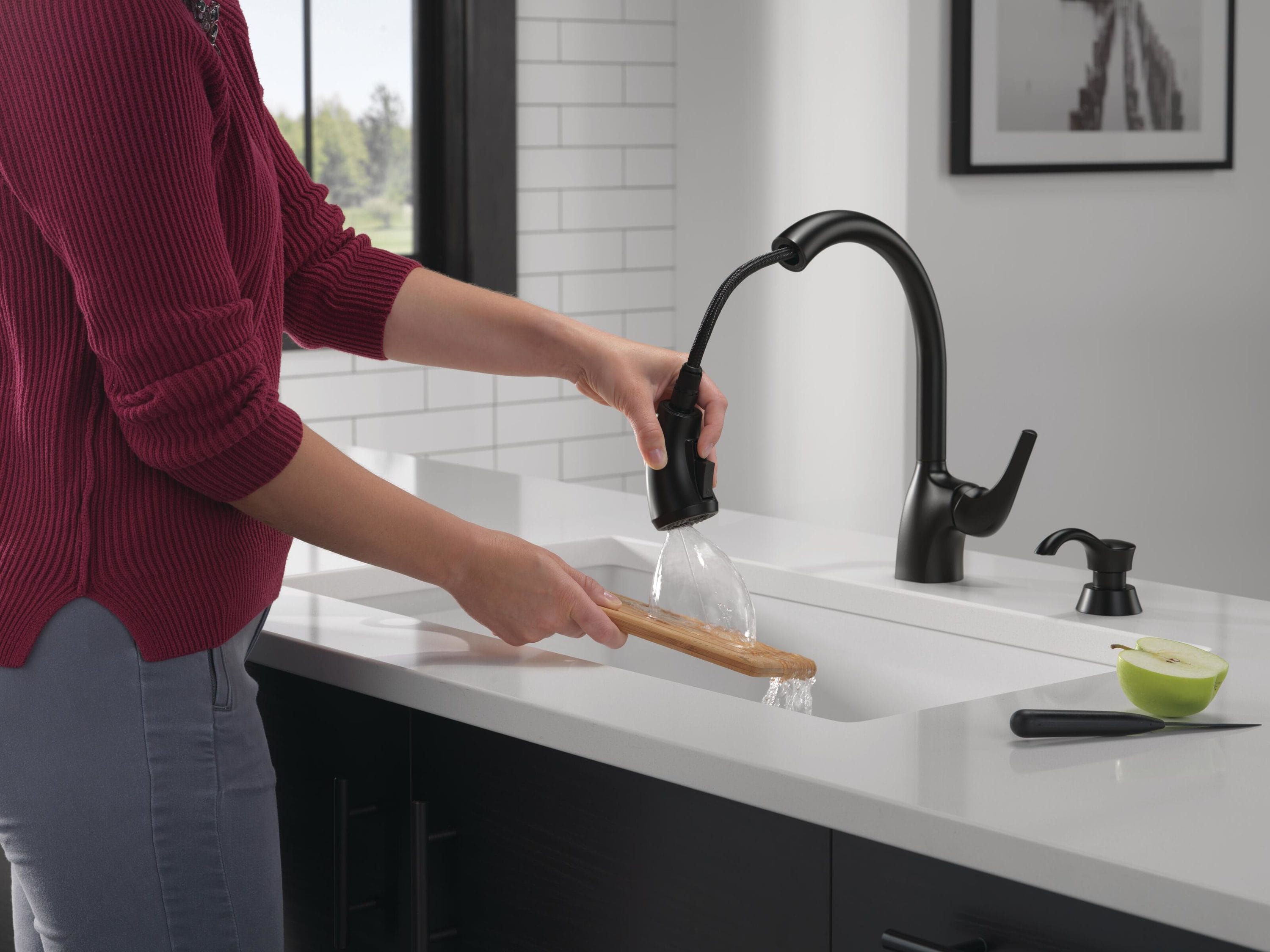 Delta Tilden Matte Black Single Handle Pull-out Kitchen Faucet with ...