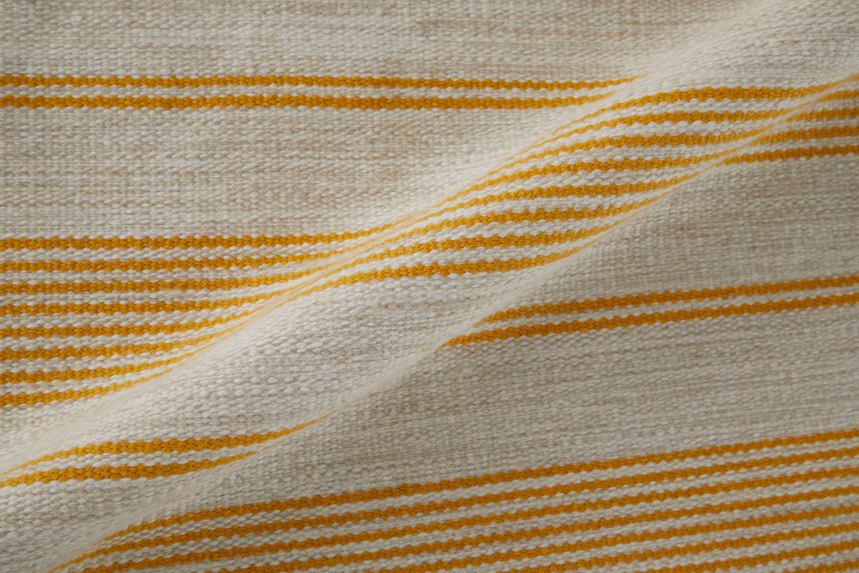 Room Envy 722R0560GLD000G99 rugs - View #3
