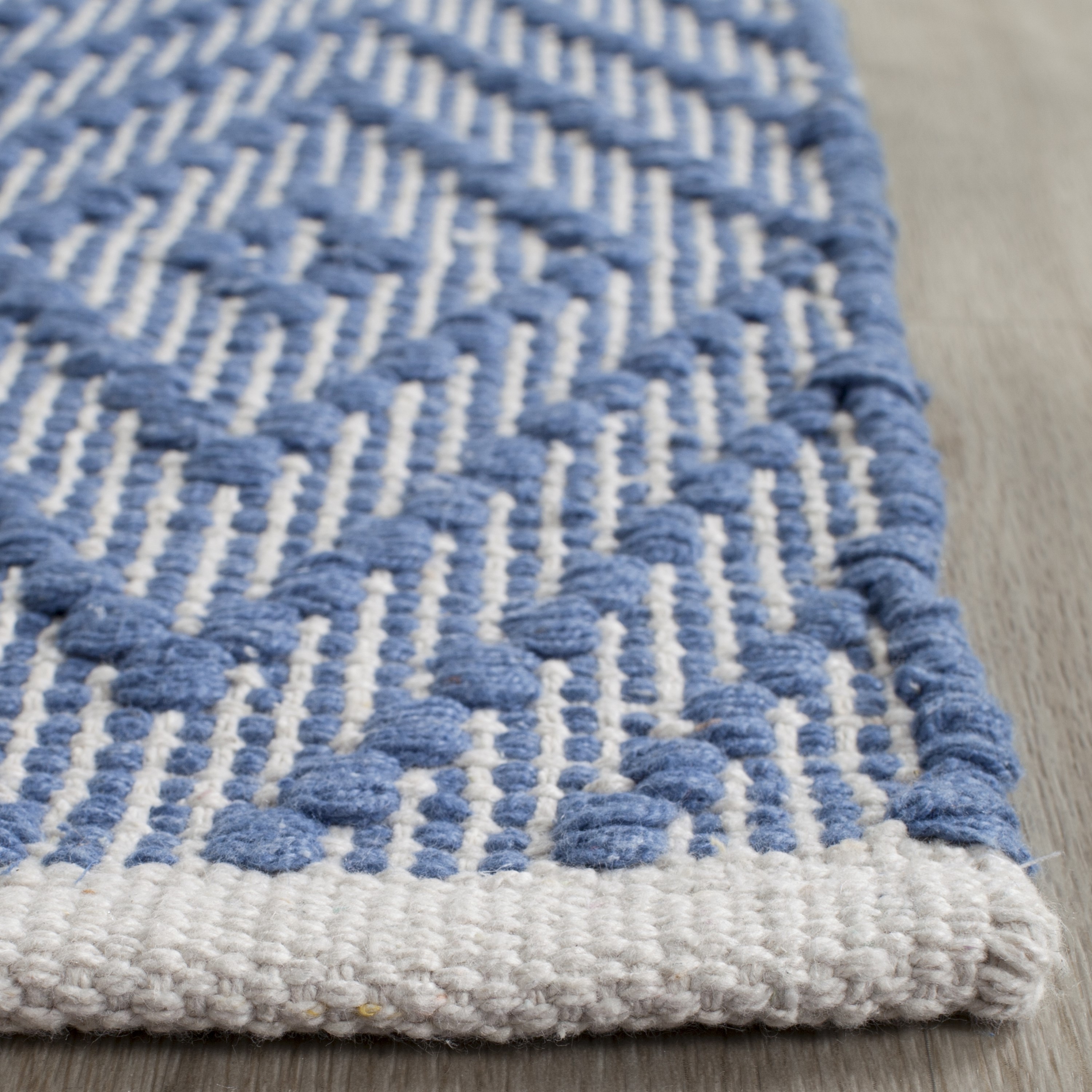 Safavieh MTK811B-57 rugs - View #3