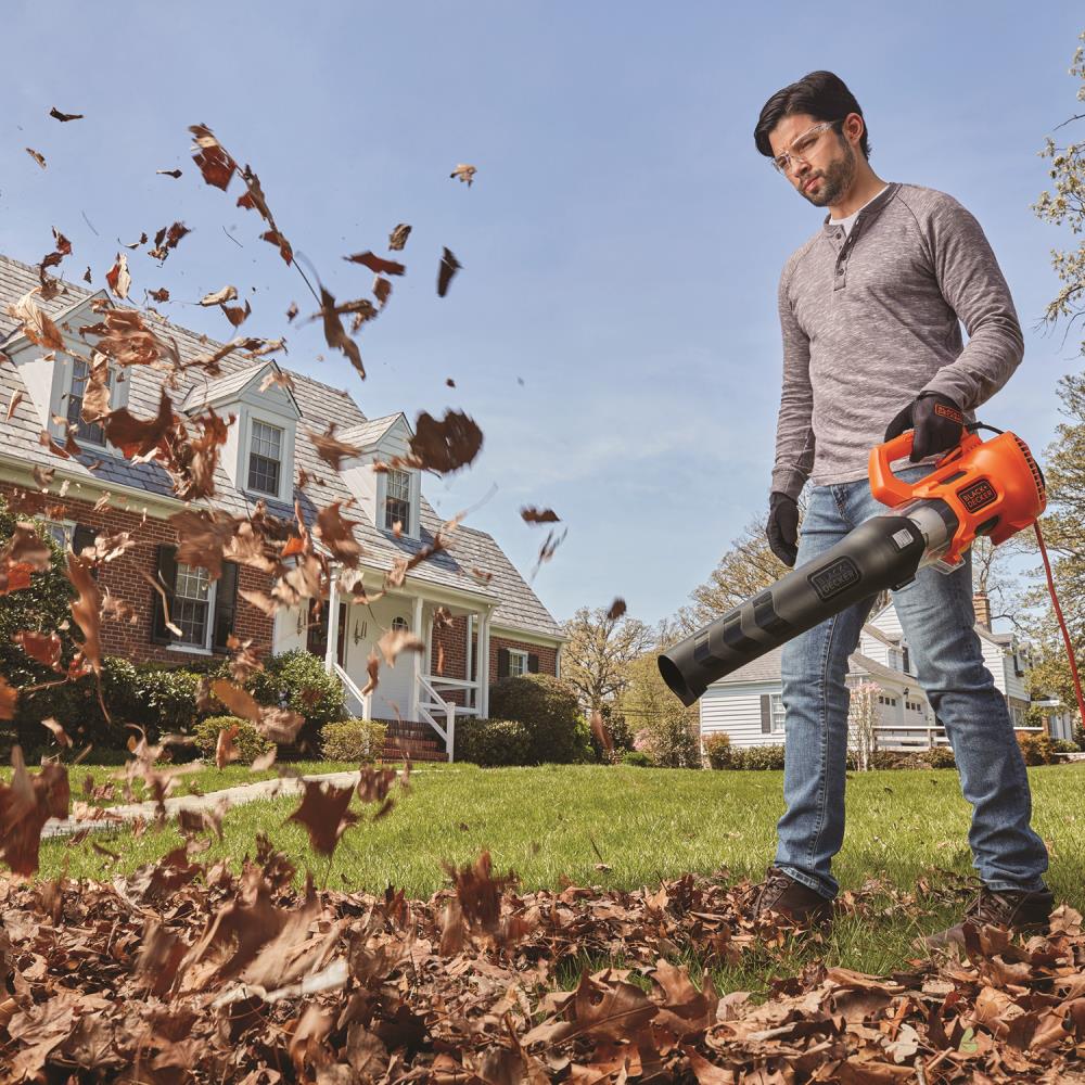 BLACK+DECKER 9-Amp 450-CFM 140-MPH Corded Electric Leaf Blower in the ...