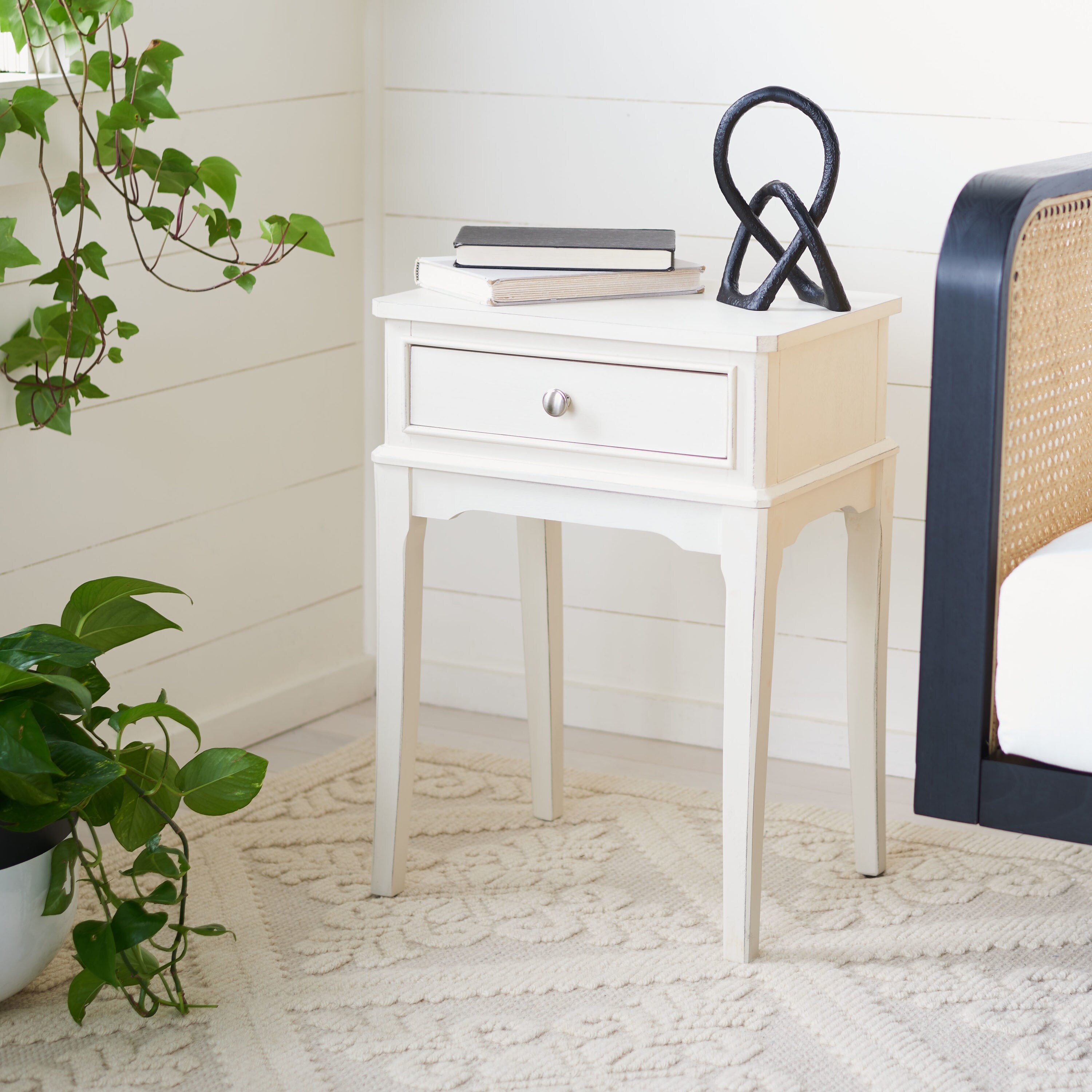 Safavieh ACC5719A End-Tables - View #2