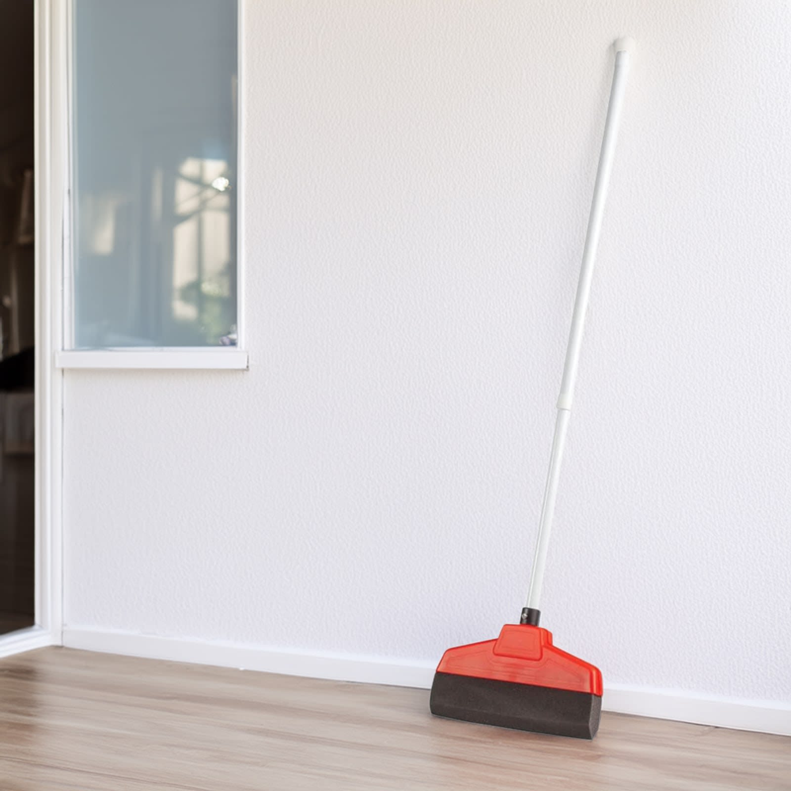 Lehman's L7840 brooms - View #3