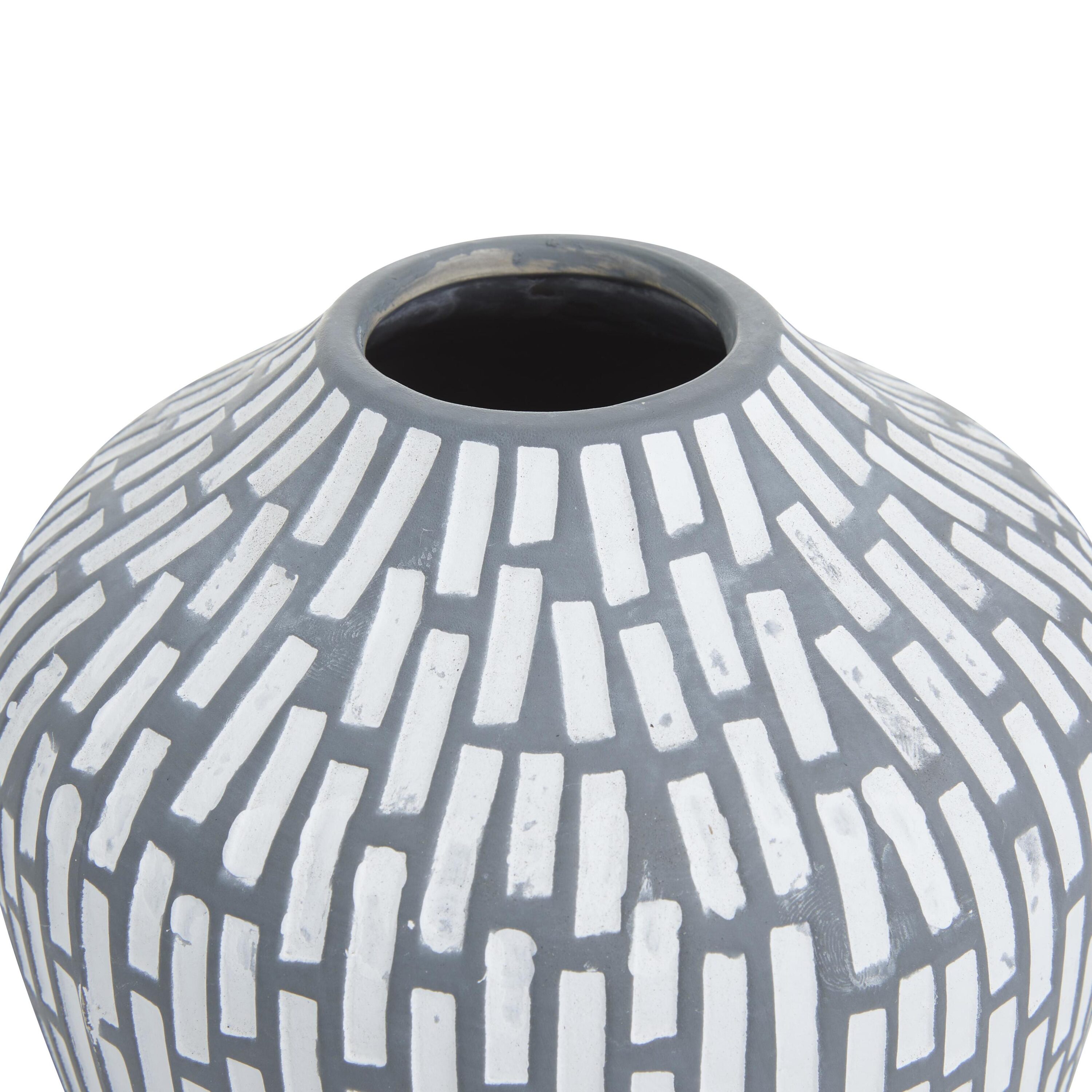 Contemporary Ceramic Bud Vase Set, Medium Gray, 10.6" Round