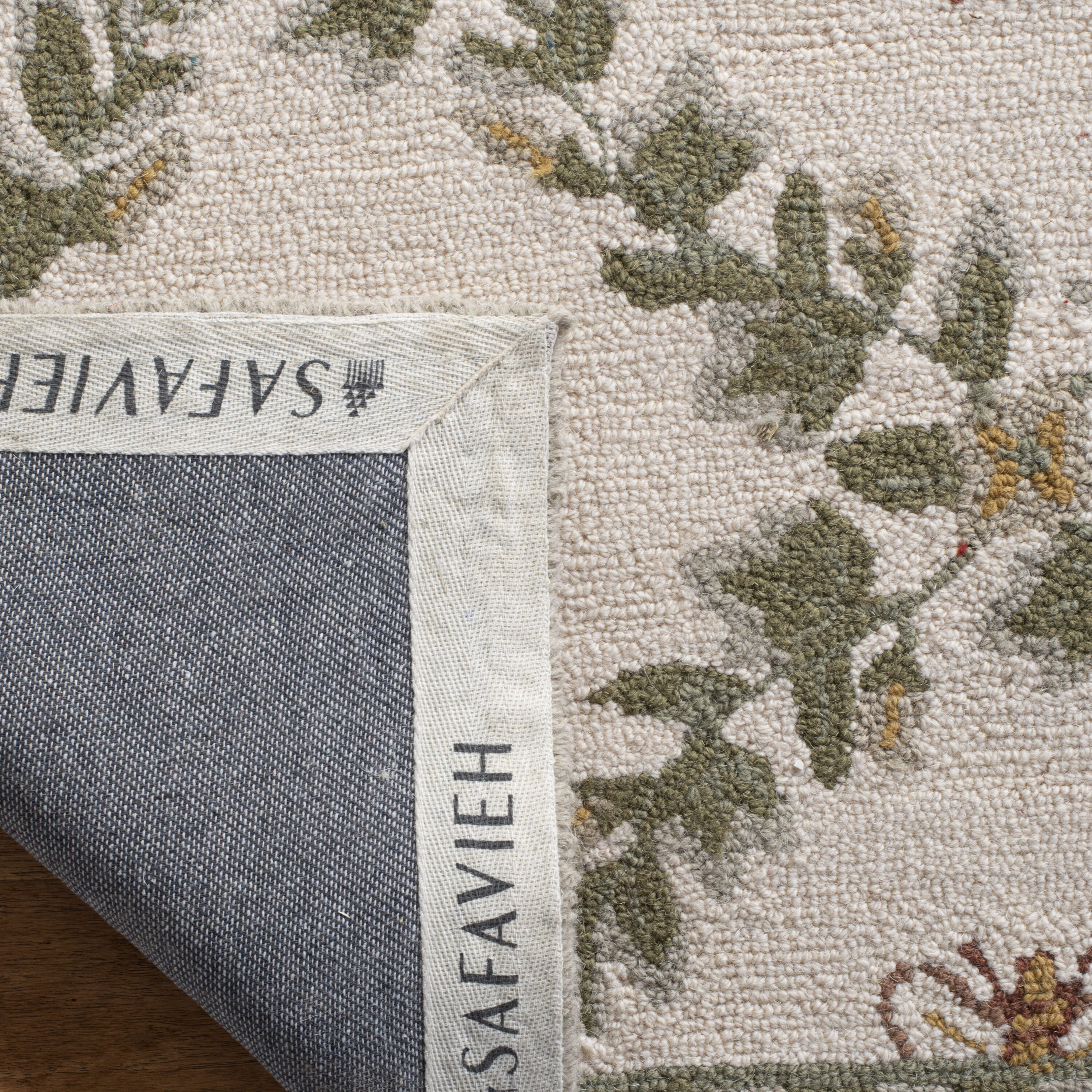 Safavieh HK55A-212 rugs - View #4