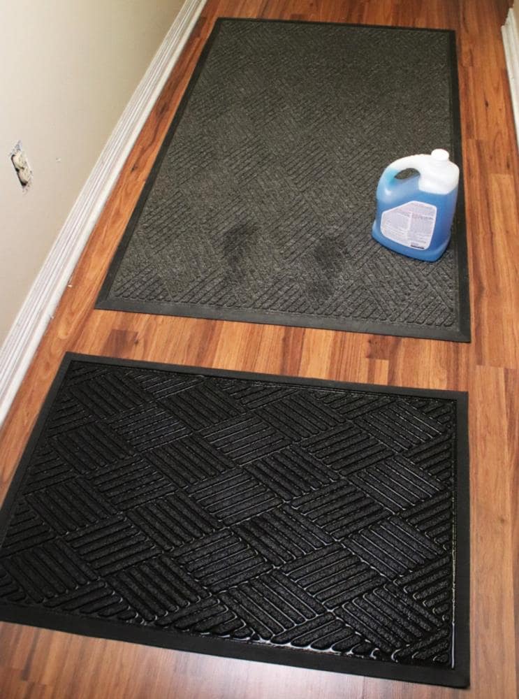 Rhino Mats 3-ft x 5-ft Red Rectangular Indoor or Outdoor Door Mat in the  Mats department at