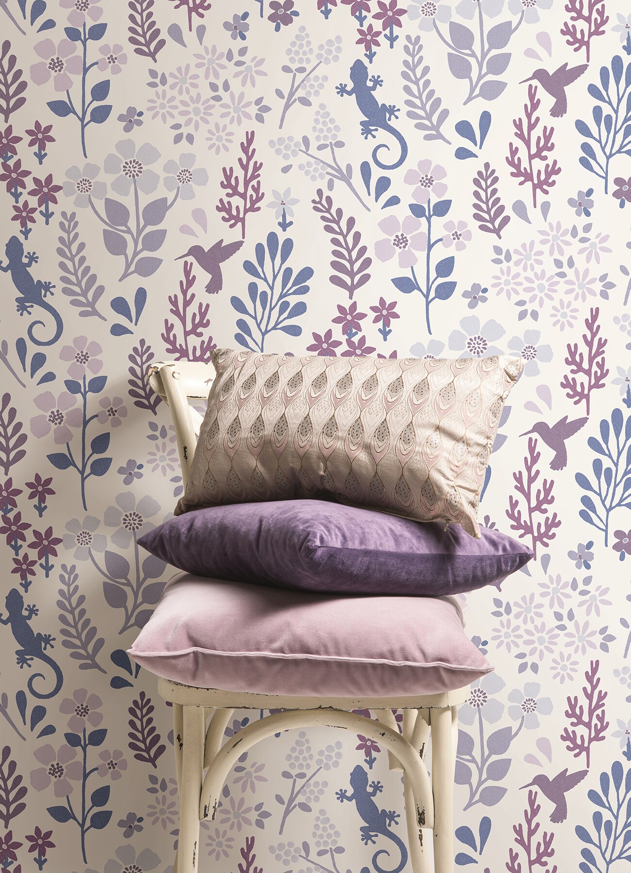 Peel & Stick Wallpaper 9ft x 2ft - Bold Coral Magenta Lv Lavender