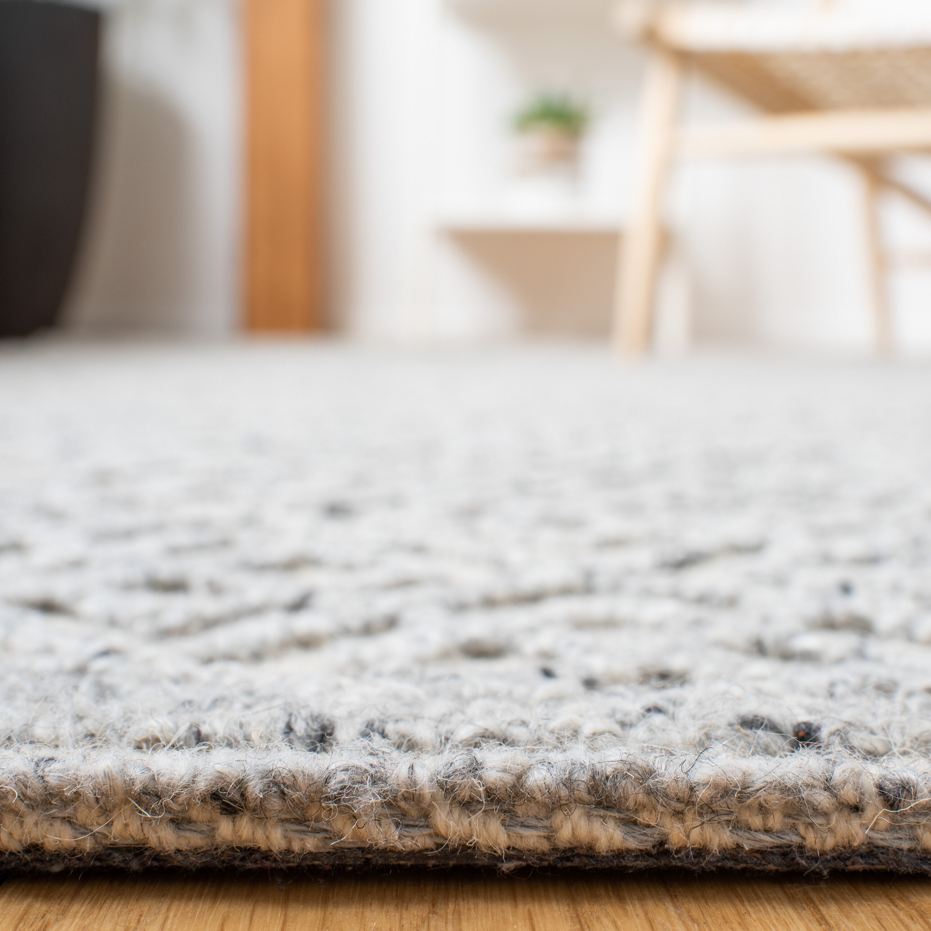 Gray Hand-Tufted Wool and Viscose 8' x 10' Rug