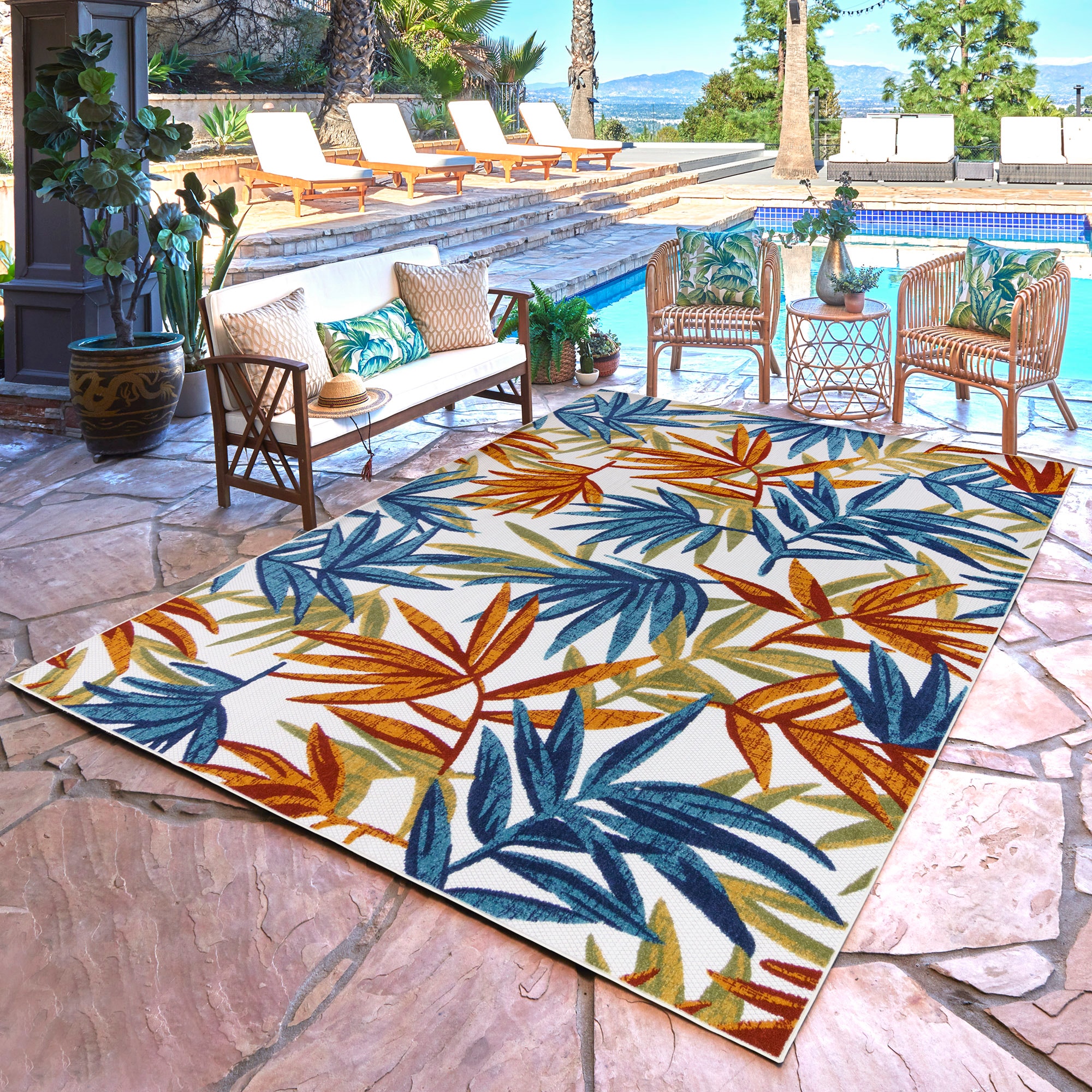 GERTMENIAN 46284 Elements 6 X 9 (ft) Red Indoor/Outdoor Floral/Botanical Area Rug