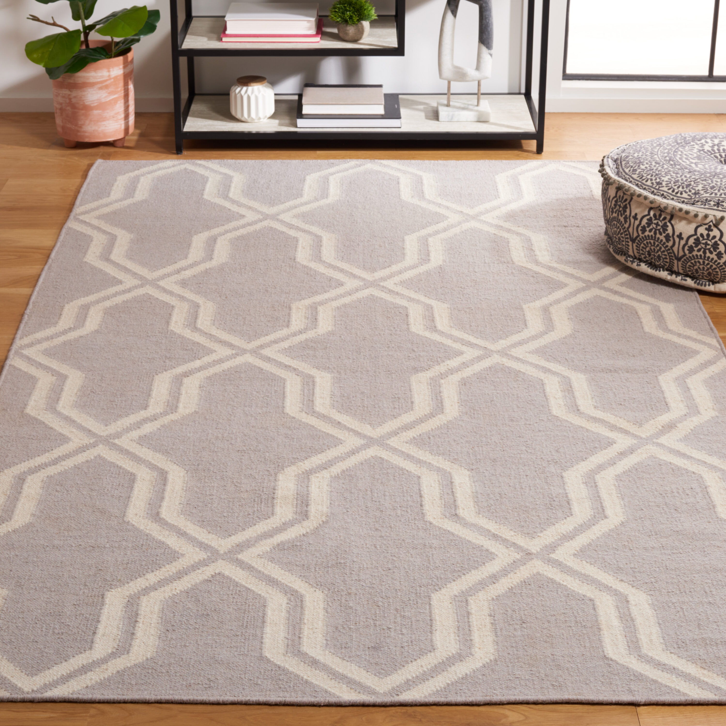 Safavieh DHU559G-4 rugs - View #2