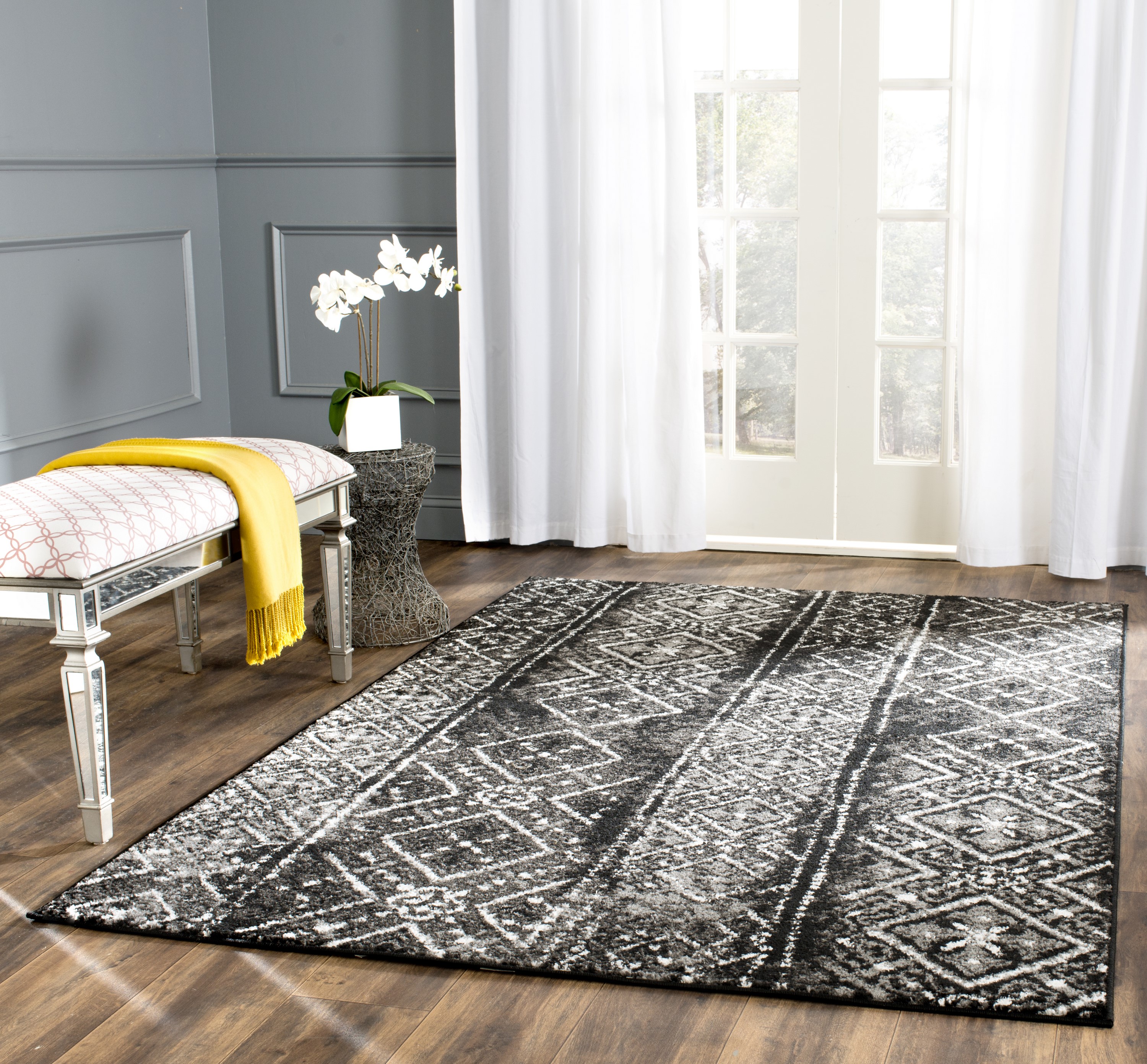 Safavieh ADR111C-5 Adirondack Winston 5 x 8 (ft) Loomed Polypropylene Black/Silver Rectangular Indoor Abstract Moroccan Area rug