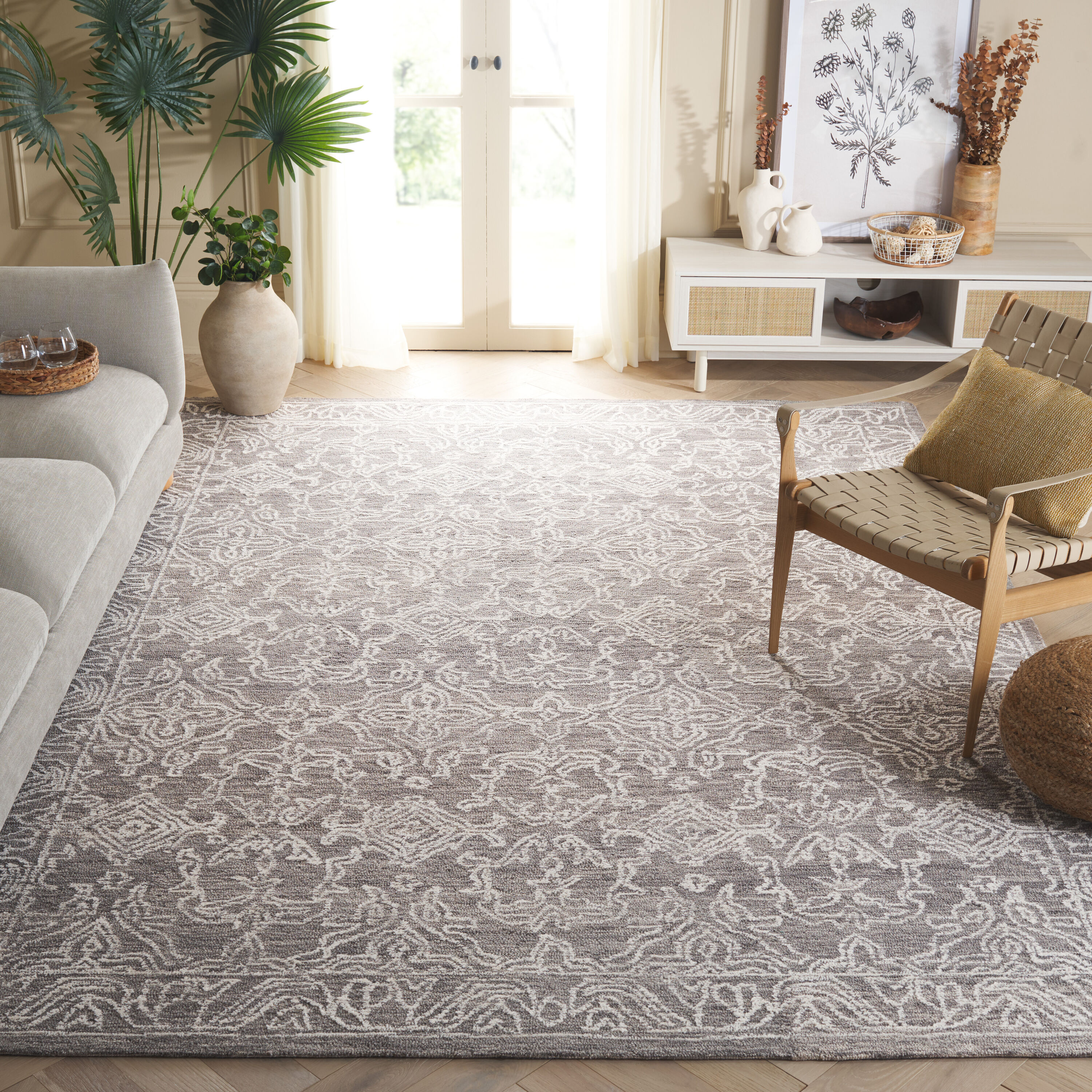  Ebony 302 Ivory/Gray Traditional 8ft x 10ft Large Rectangle Rug