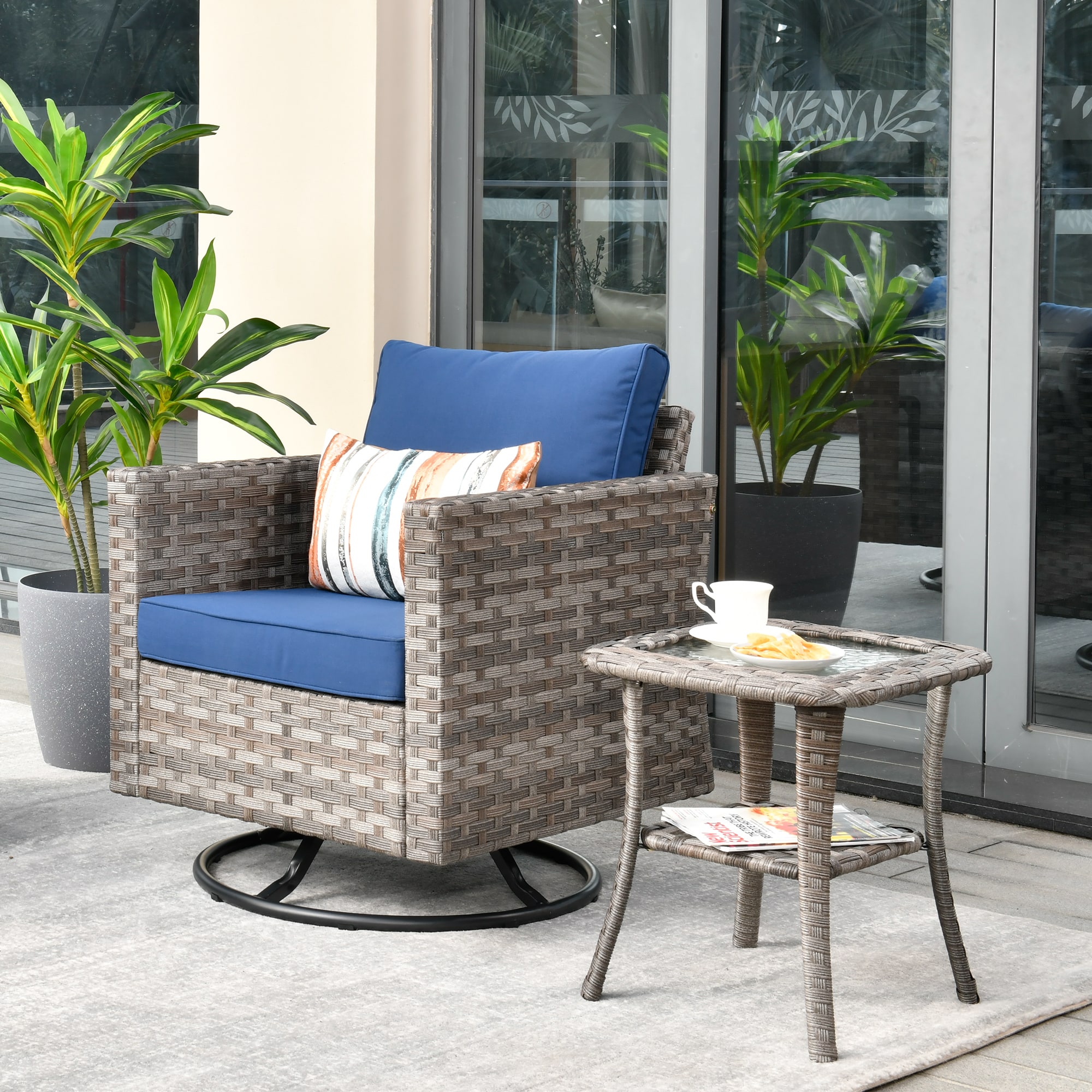 Pouuin SYZBBR7-CT Rattan Gray Wicker Frame Swivel rocker Conversation Chair with Navy Woven Seat