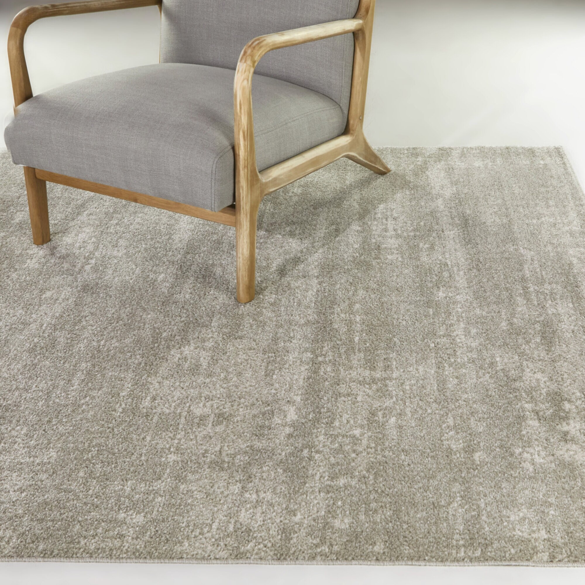 Balta 3111175 5 x 6 (ft) Polypropylene Taupe Rectangular Indoor Abstract Mid-Century Modern Area rug