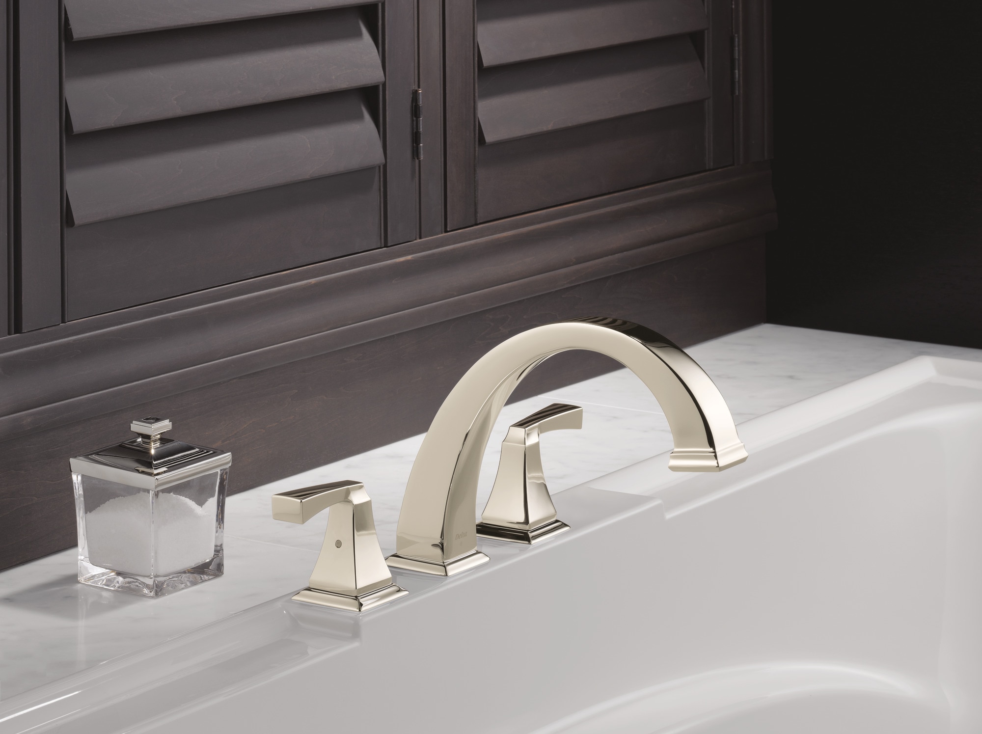 Delta Dryden Polished Nickel 2 Handle Deck Mount Roman Low Arc Bathtub