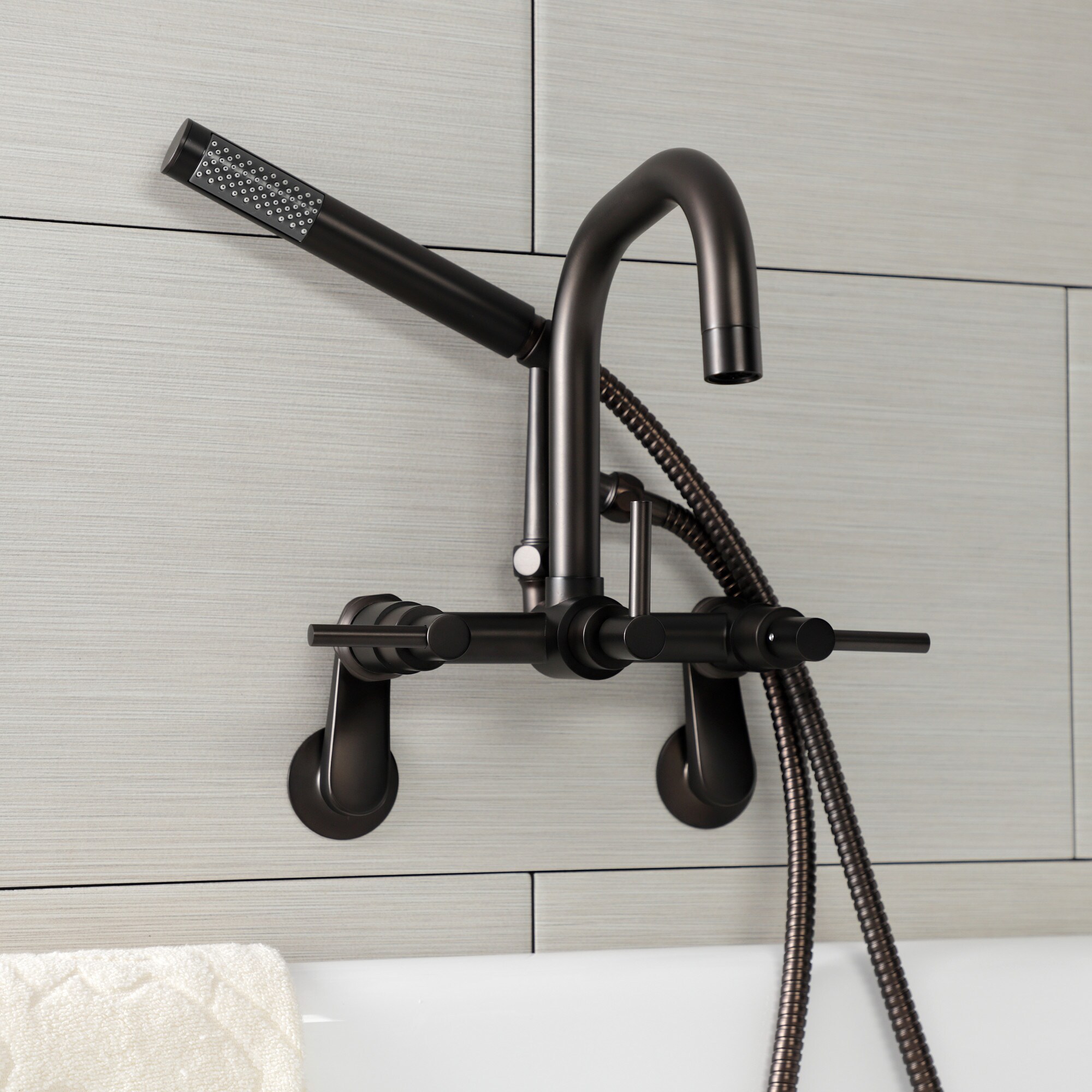 Kingston Brass WLAE8455DL Roman-Tub-Faucets - View #4