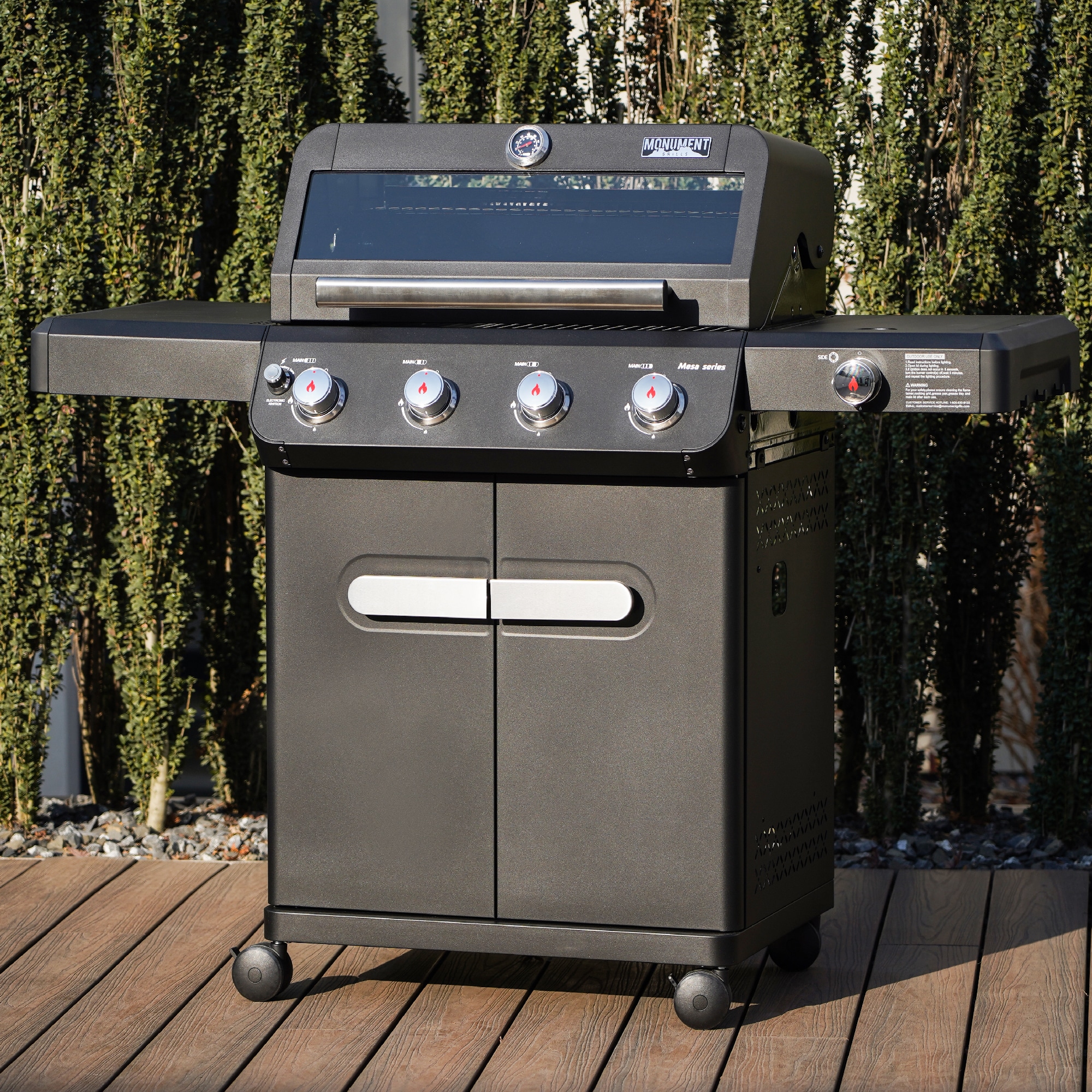 Monument Mesa Black Liquid Propane Gas Grill with Integrated 