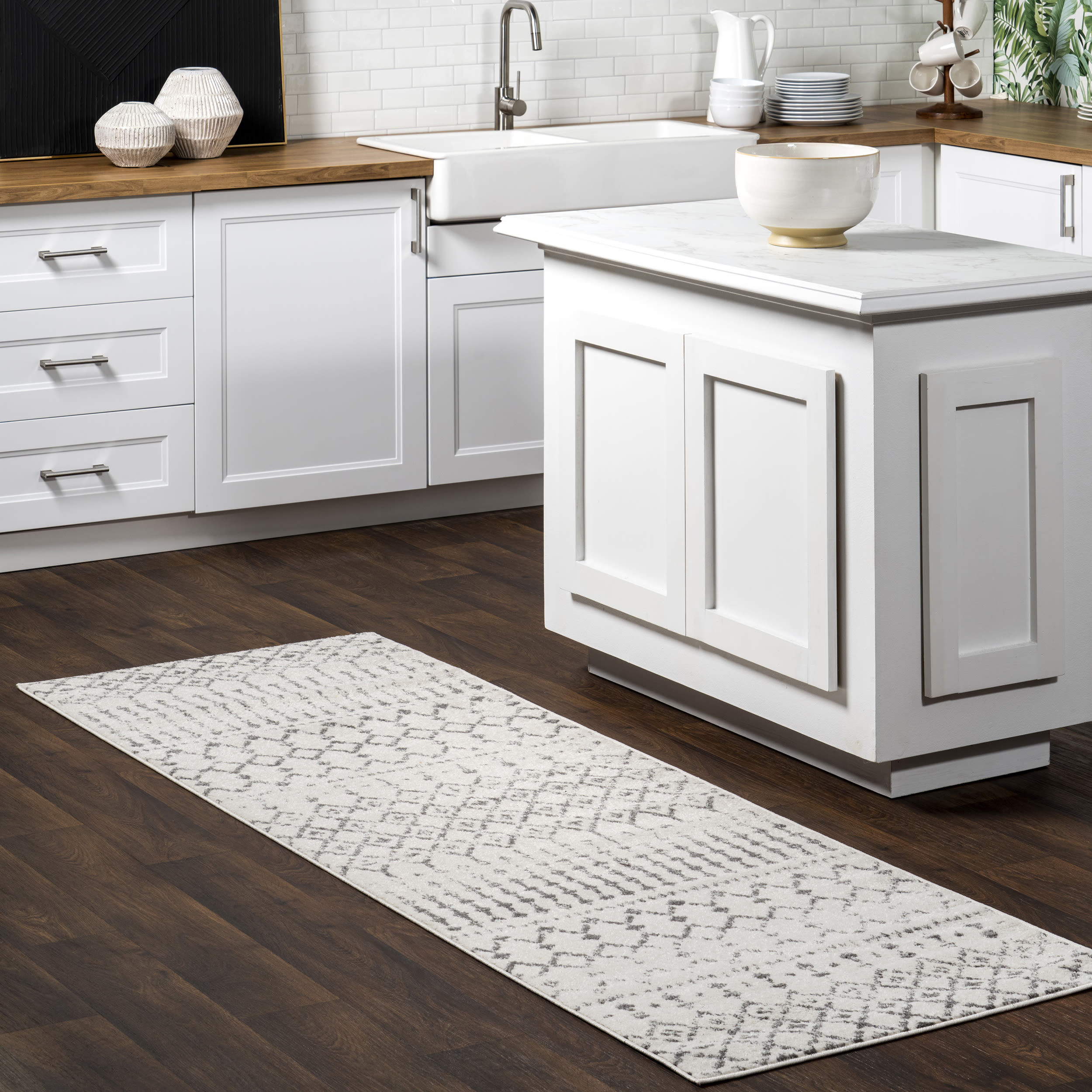 nuLOOM RZBD16A-26010 2 x 10 (ft) Loomed Gray Rectangular Indoor Trellis Area rug